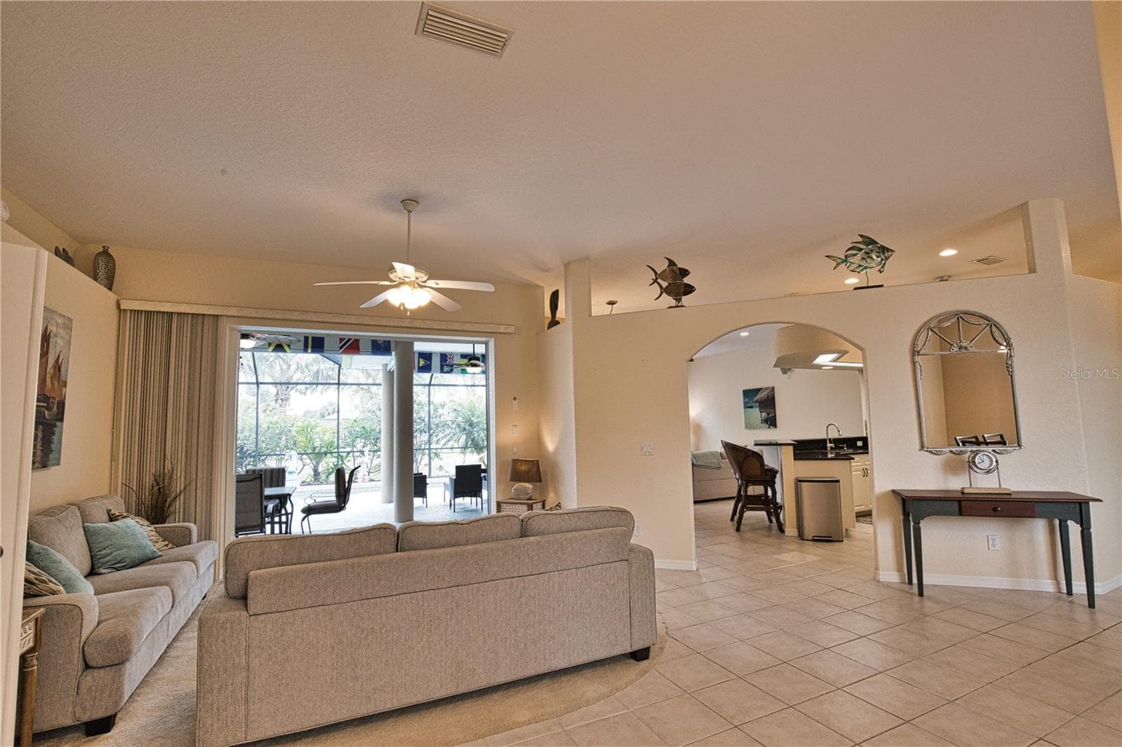 Single Family Residence at 138 BROADMOOR LN, ROTONDA WEST, photo 7 of 68