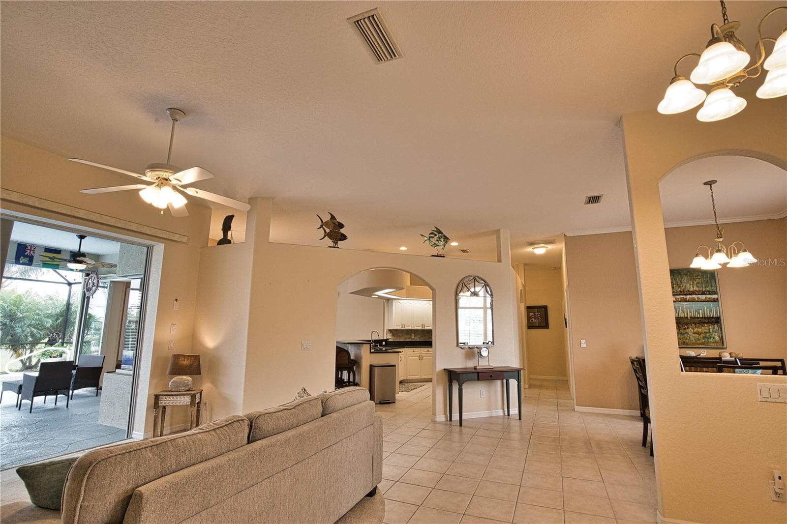 Single Family Residence at 138 BROADMOOR LN, ROTONDA WEST, photo 4 of 68