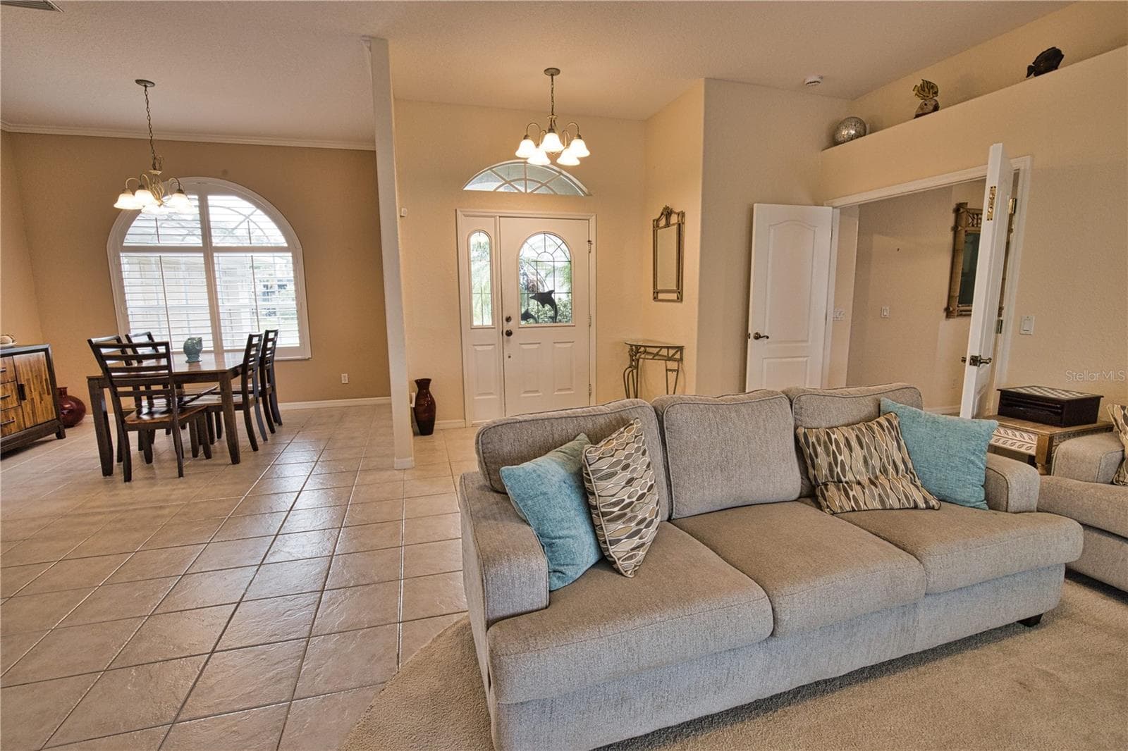 Single Family Residence at 138 BROADMOOR LN, ROTONDA WEST, photo 5 of 68