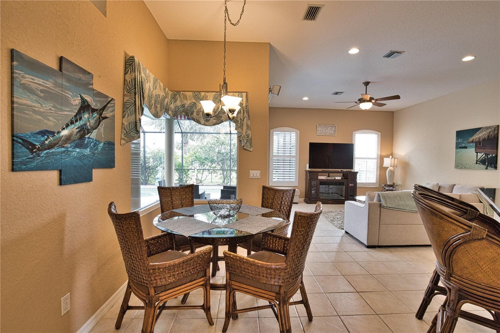 Single Family Residence at 138 BROADMOOR LN, ROTONDA WEST, photo 16 of 68