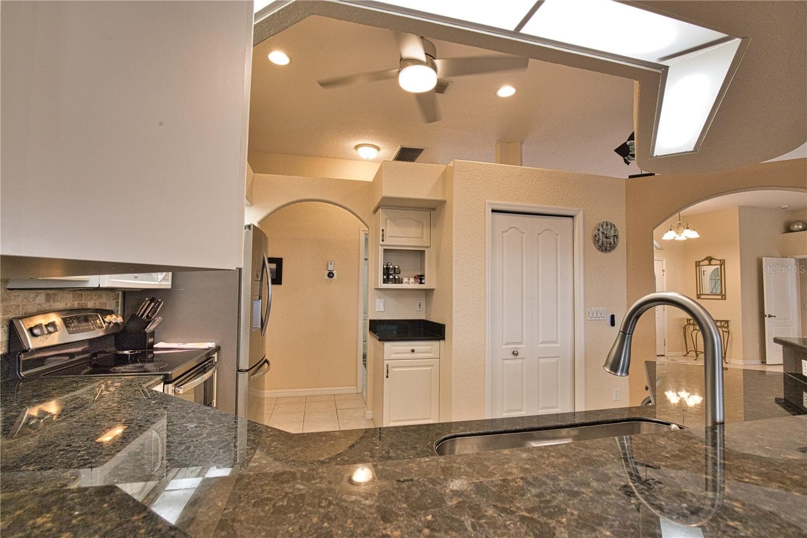 Single Family Residence at 138 BROADMOOR LN, ROTONDA WEST, photo 19 of 68