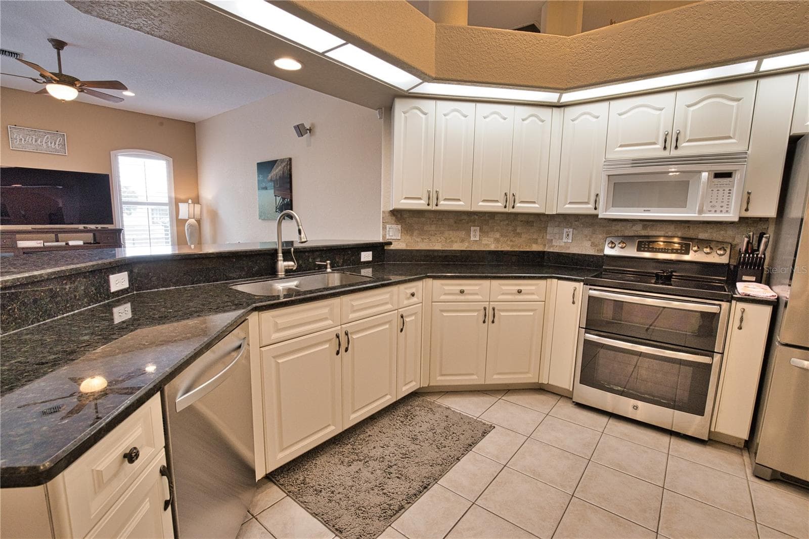 Single Family Residence at 138 BROADMOOR LN, ROTONDA WEST, photo 22 of 68