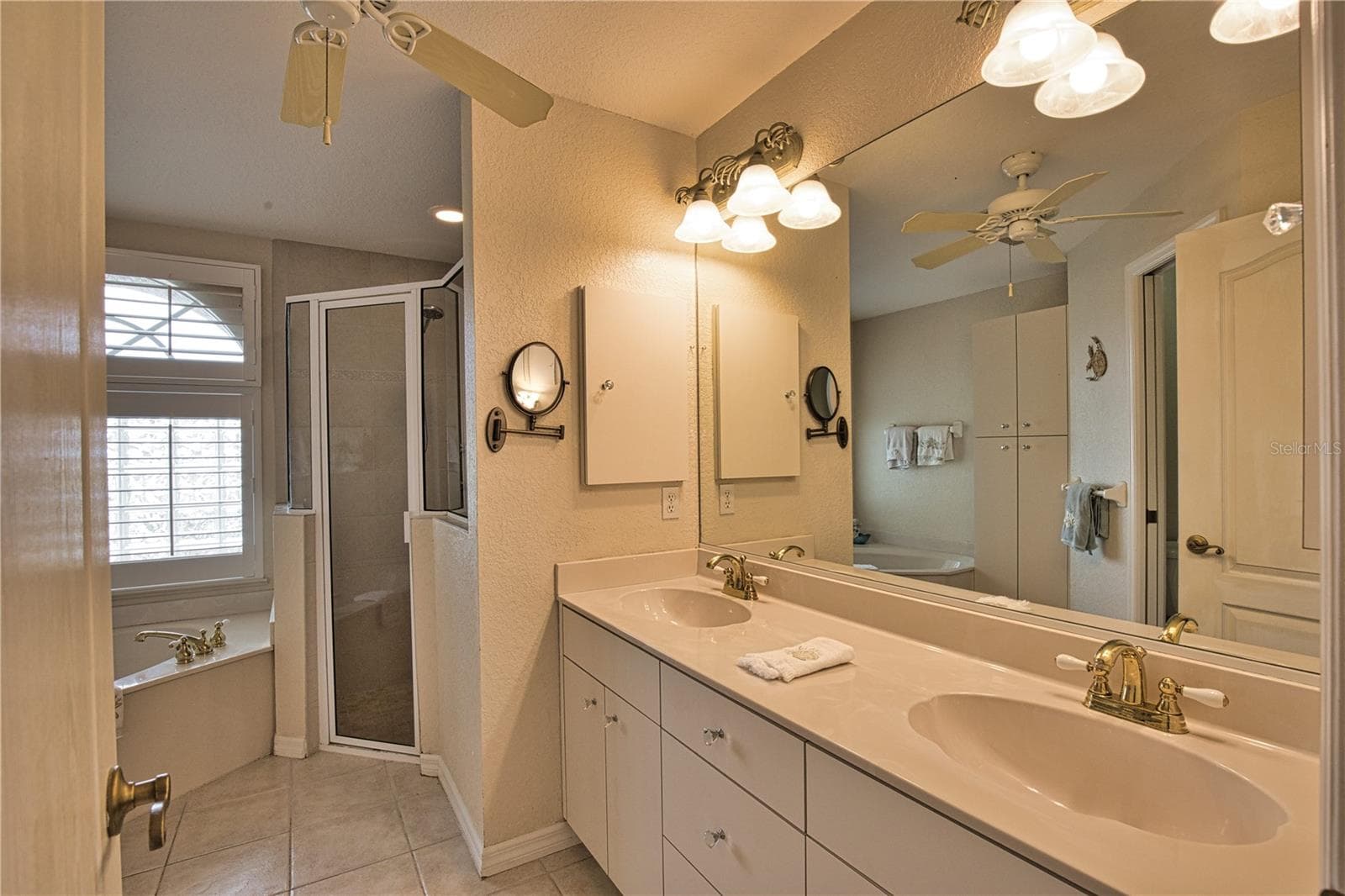 Single Family Residence at 138 BROADMOOR LN, ROTONDA WEST, photo 41 of 68