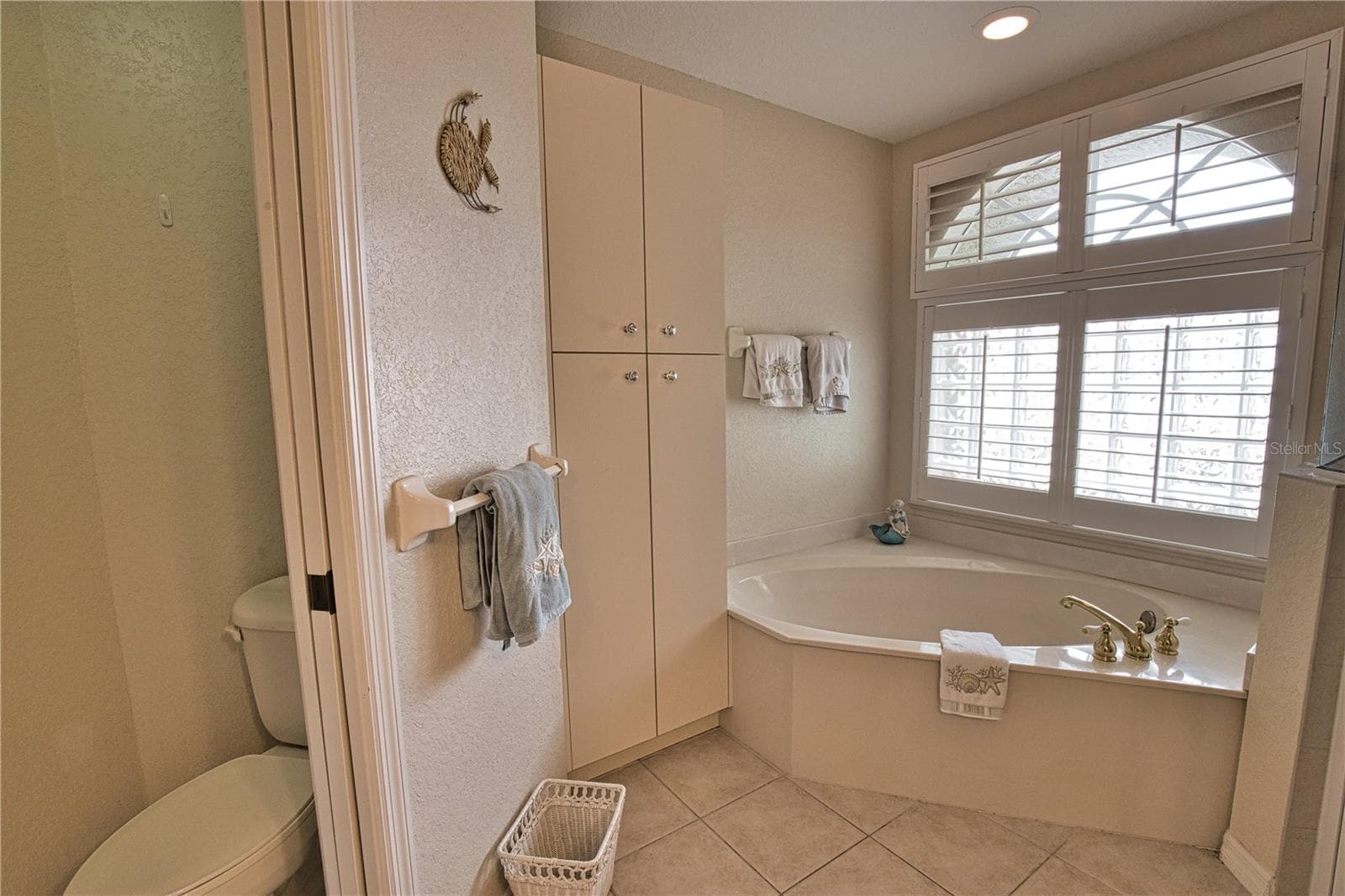 Single Family Residence at 138 BROADMOOR LN, ROTONDA WEST, photo 42 of 68