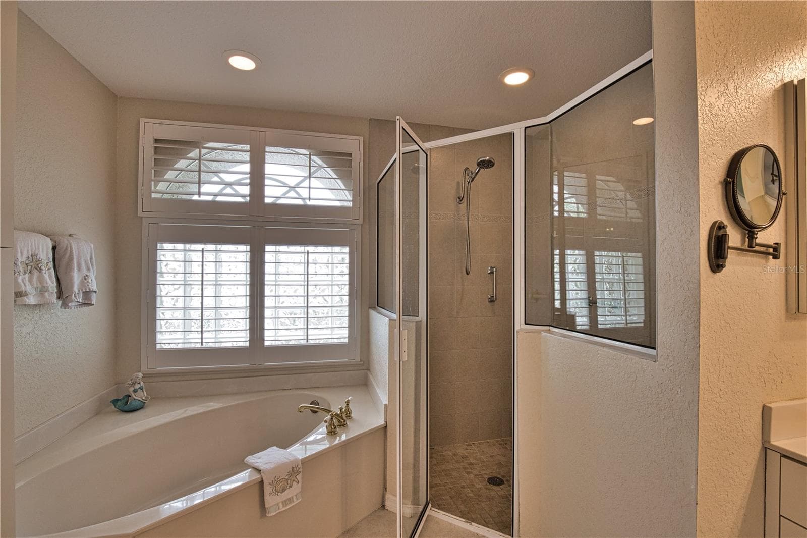 Single Family Residence at 138 BROADMOOR LN, ROTONDA WEST, photo 43 of 68