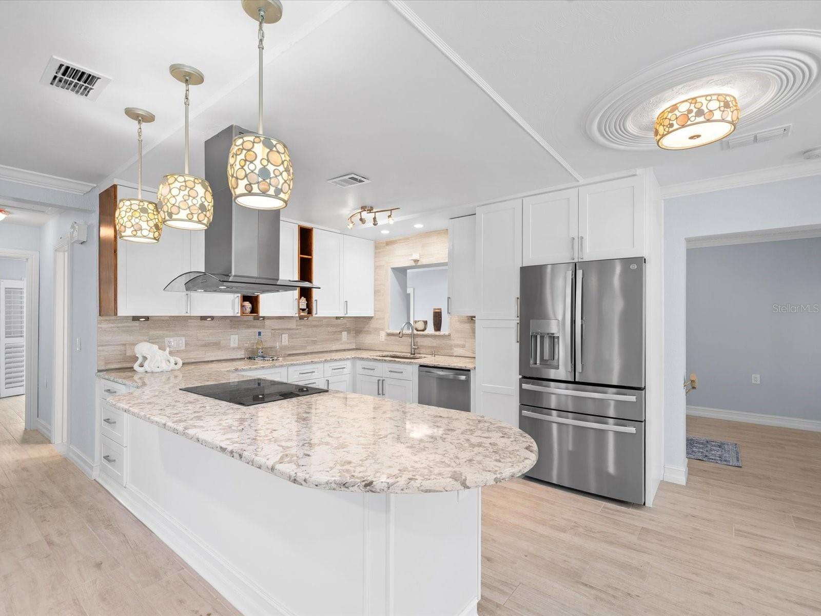Single Family Residence at 502 FLORIDA BLVD, CRYSTAL BEACH, photo 12 of 65