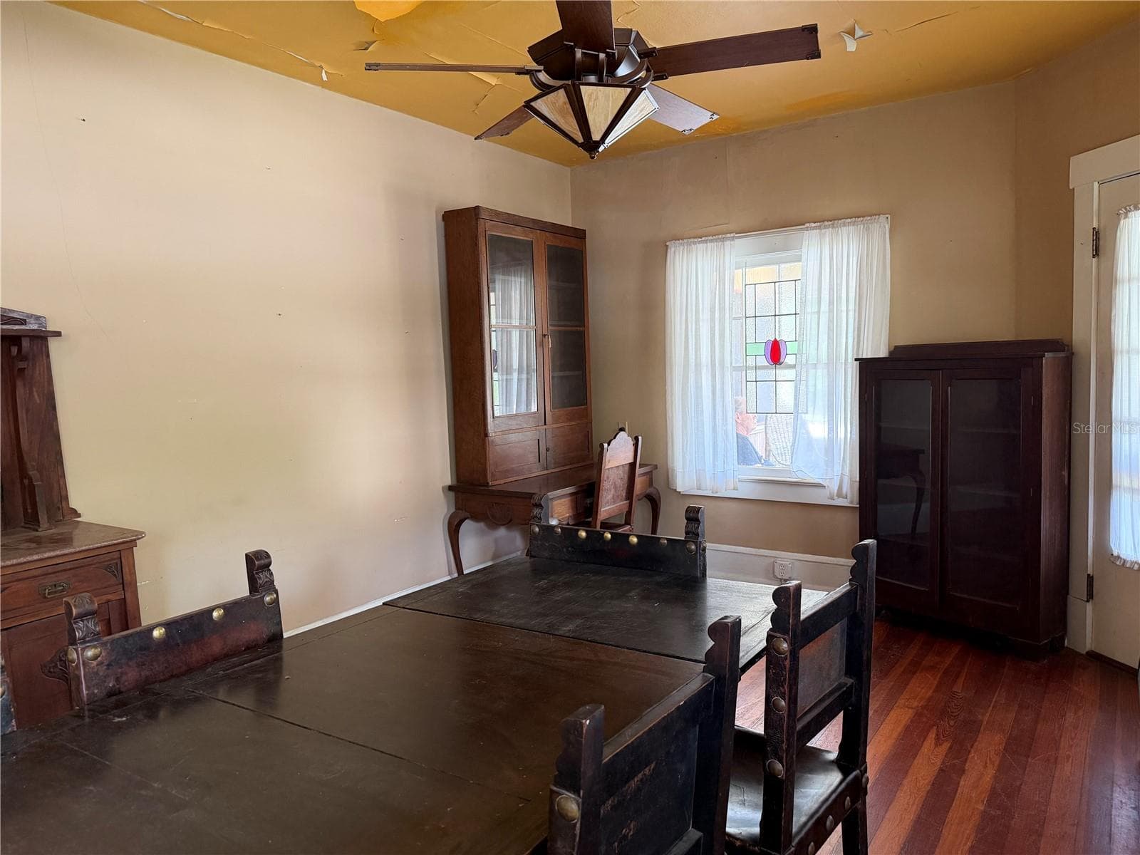 Single Family Residence at 528 N ADELLE AVE, DELAND, photo 8 of 28