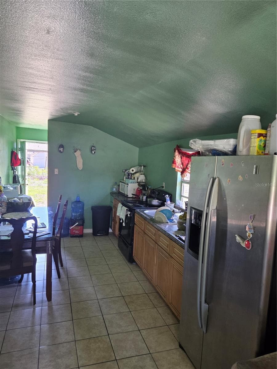 Single Family Residence at 1545 WASHINGTON ST, WAUCHULA, photo 2 of 10
