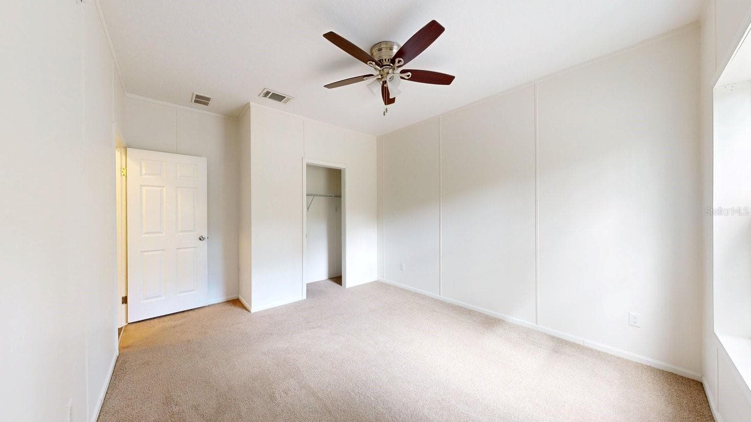 Manufactured Home at 2930 PALMETTO ST, BUNNELL, photo 20 of 31