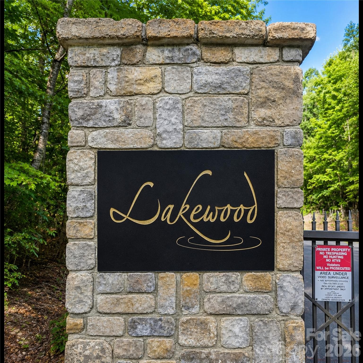 Lakewood Gated Entrance - 547 James View Road, Marion
