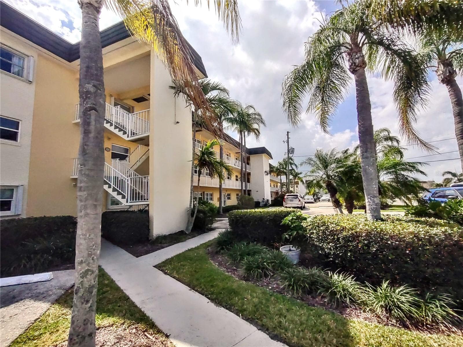 Condominium at 1351 BAYSHORE DR #108, FORT PIERCE, photo 32 of 33