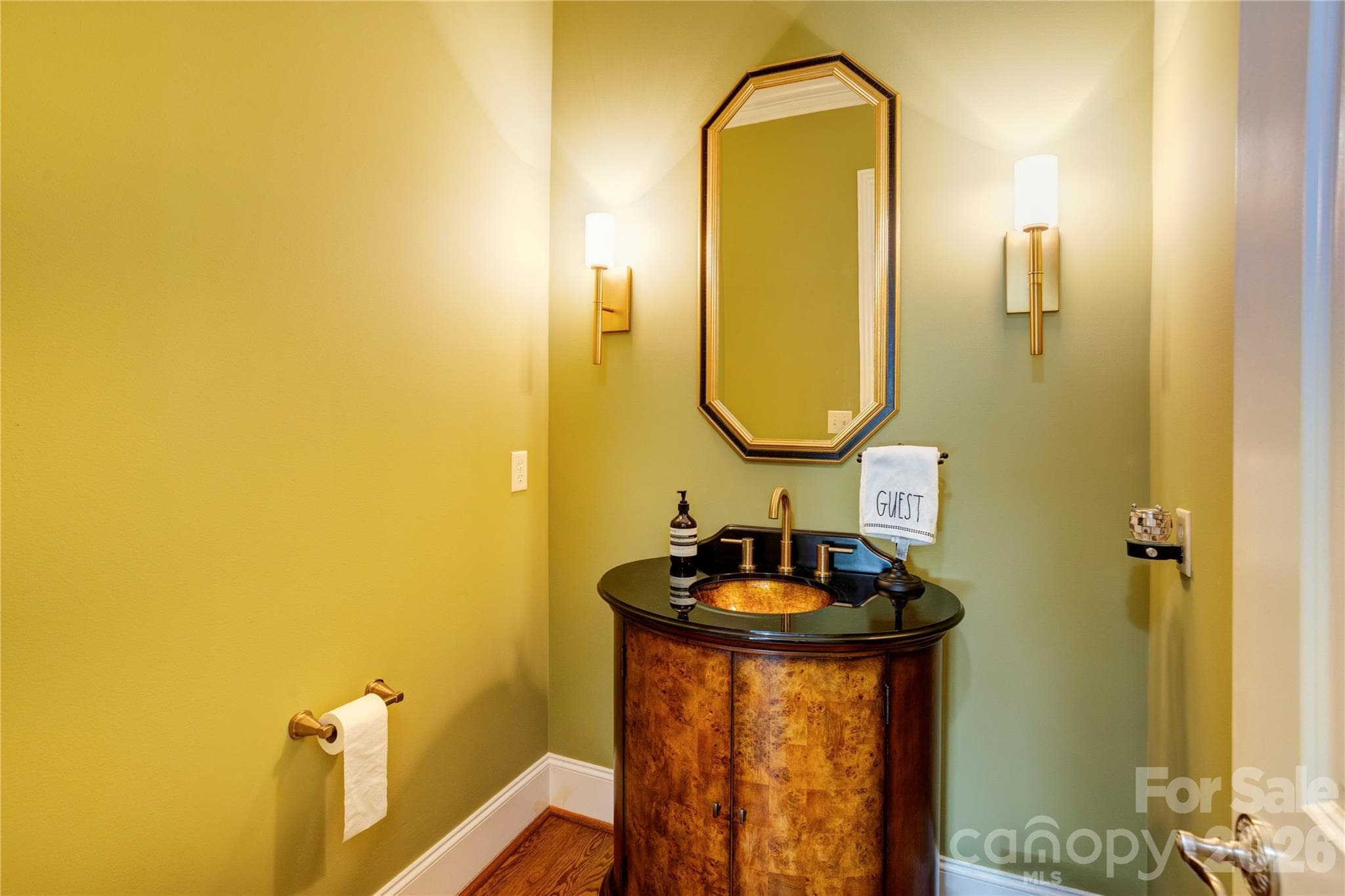 Powder room - 6005 Willowood Road, Kannapolis
