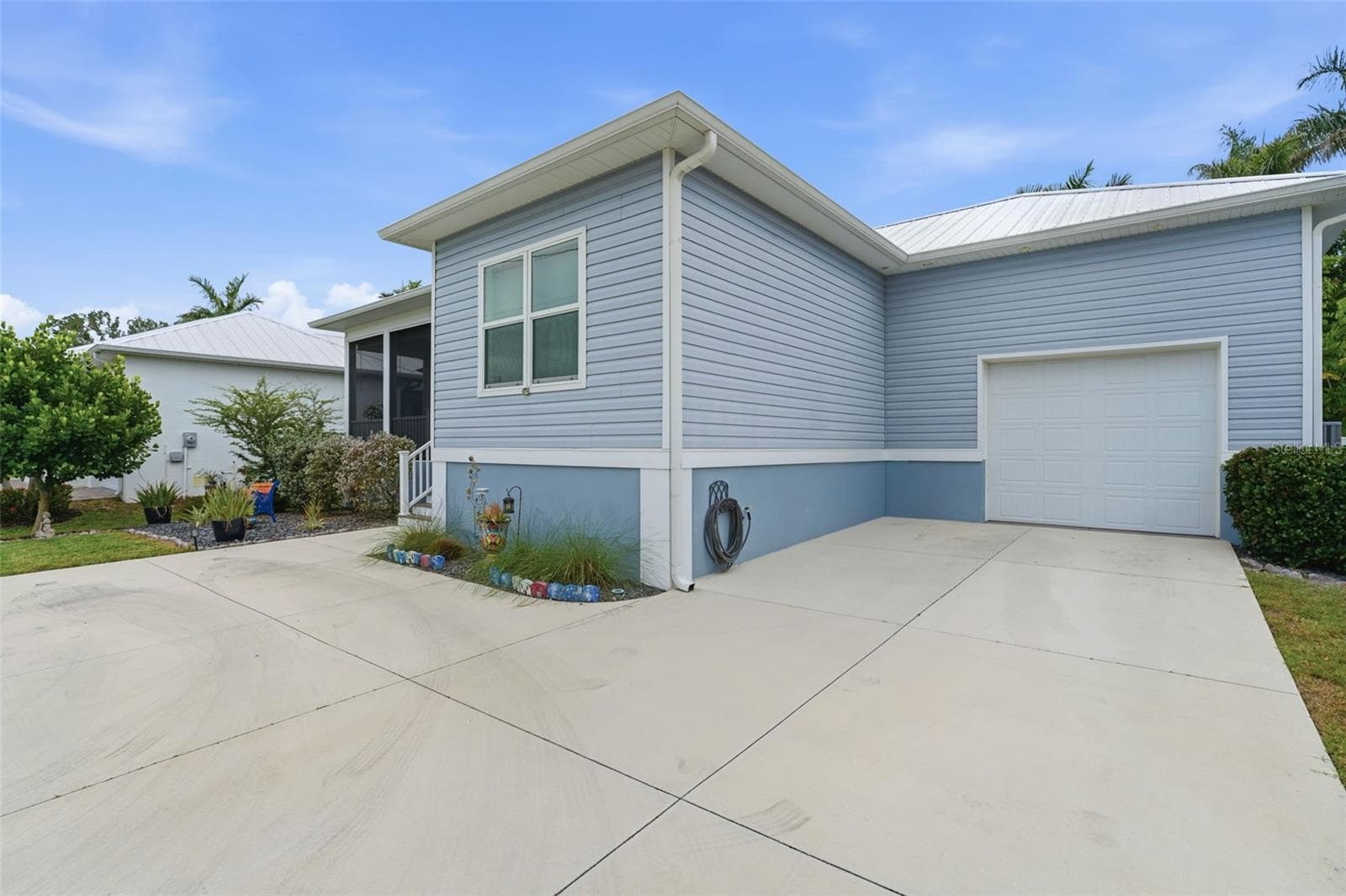 Single Family Residence at 1202 MCGREGOR ST, PUNTA GORDA, photo 5 of 74