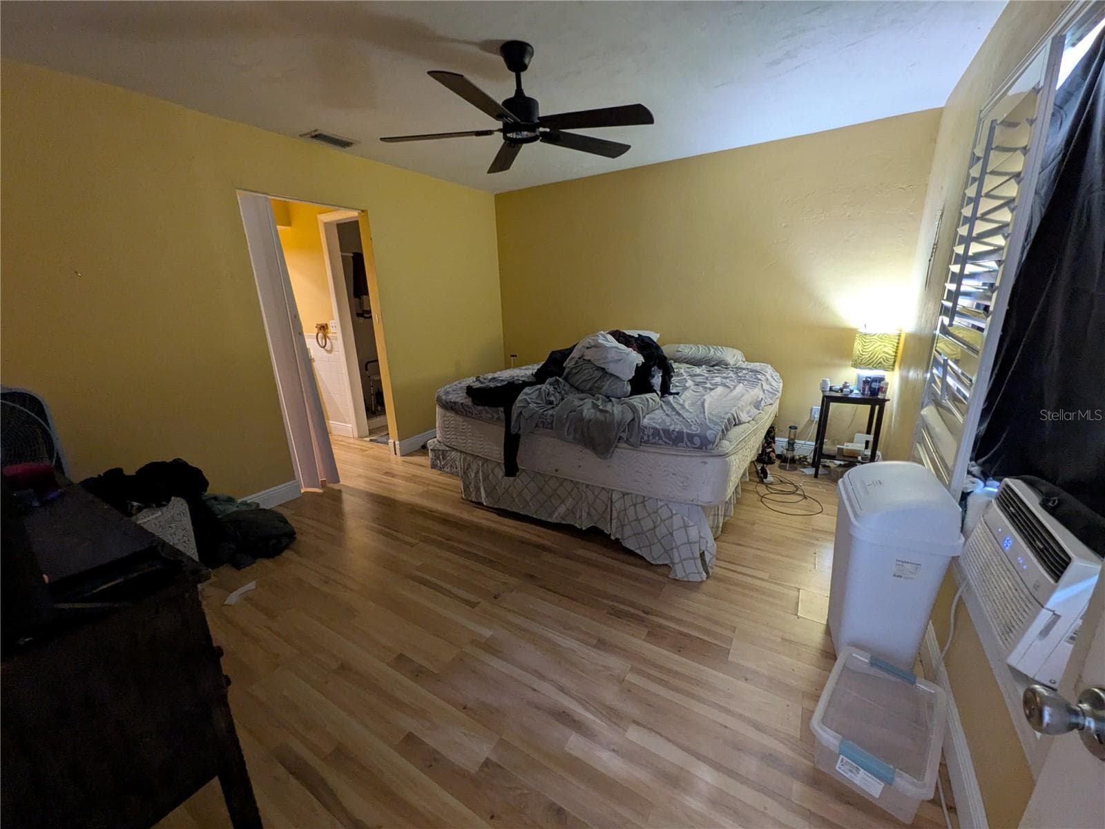Single Family Residence at 7167 COLUMBIA CIR, FORT MYERS, photo 6 of 14