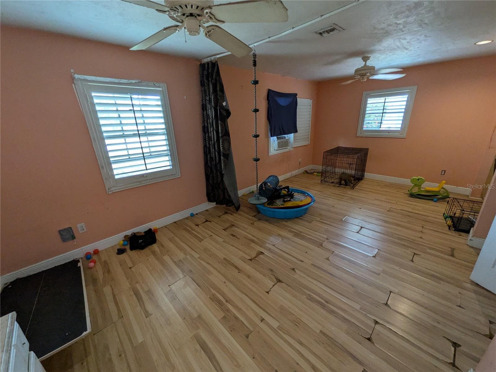 Single Family Residence at 7167 COLUMBIA CIR, FORT MYERS, photo 10 of 14