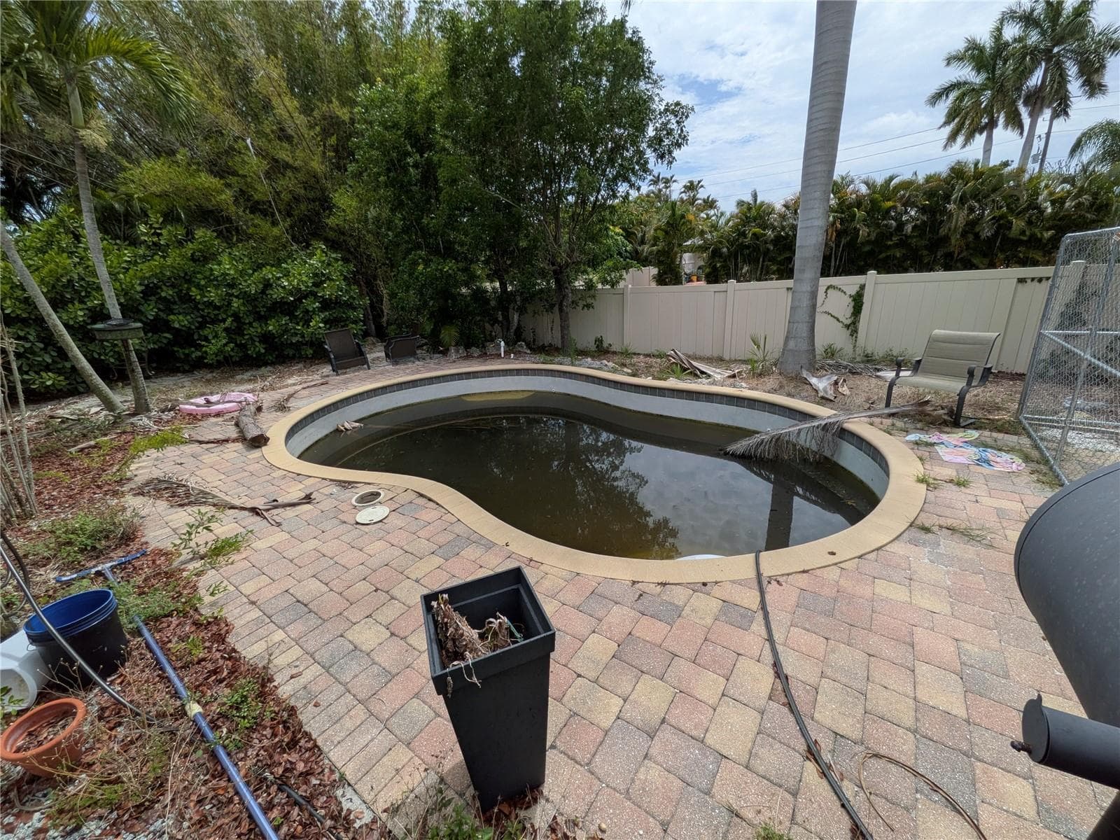 Single Family Residence at 7167 COLUMBIA CIR, FORT MYERS, photo 13 of 14