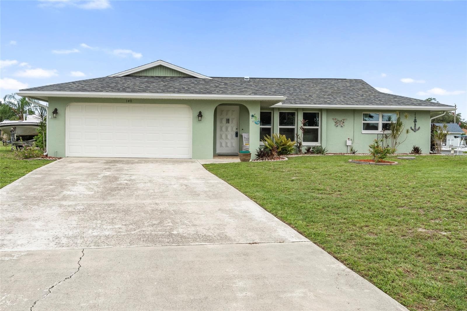 140 BARRE DR NW