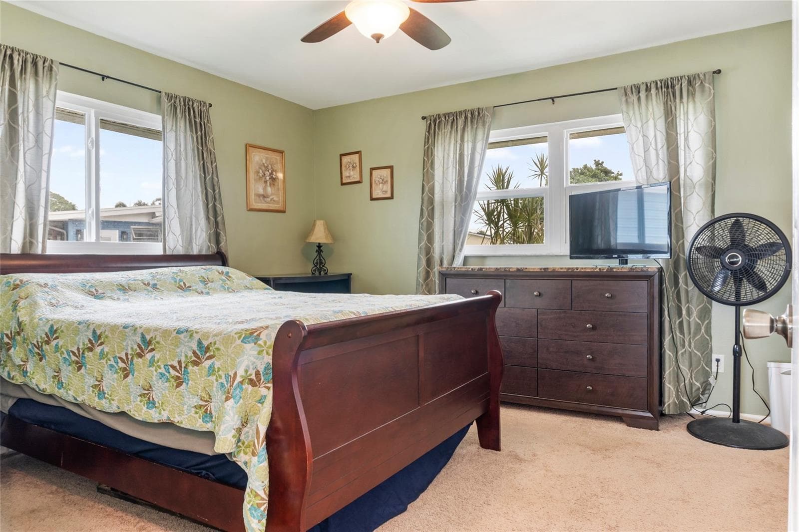 Single Family Residence at 140 BARRE DR NW, PORT CHARLOTTE, photo 16 of 33