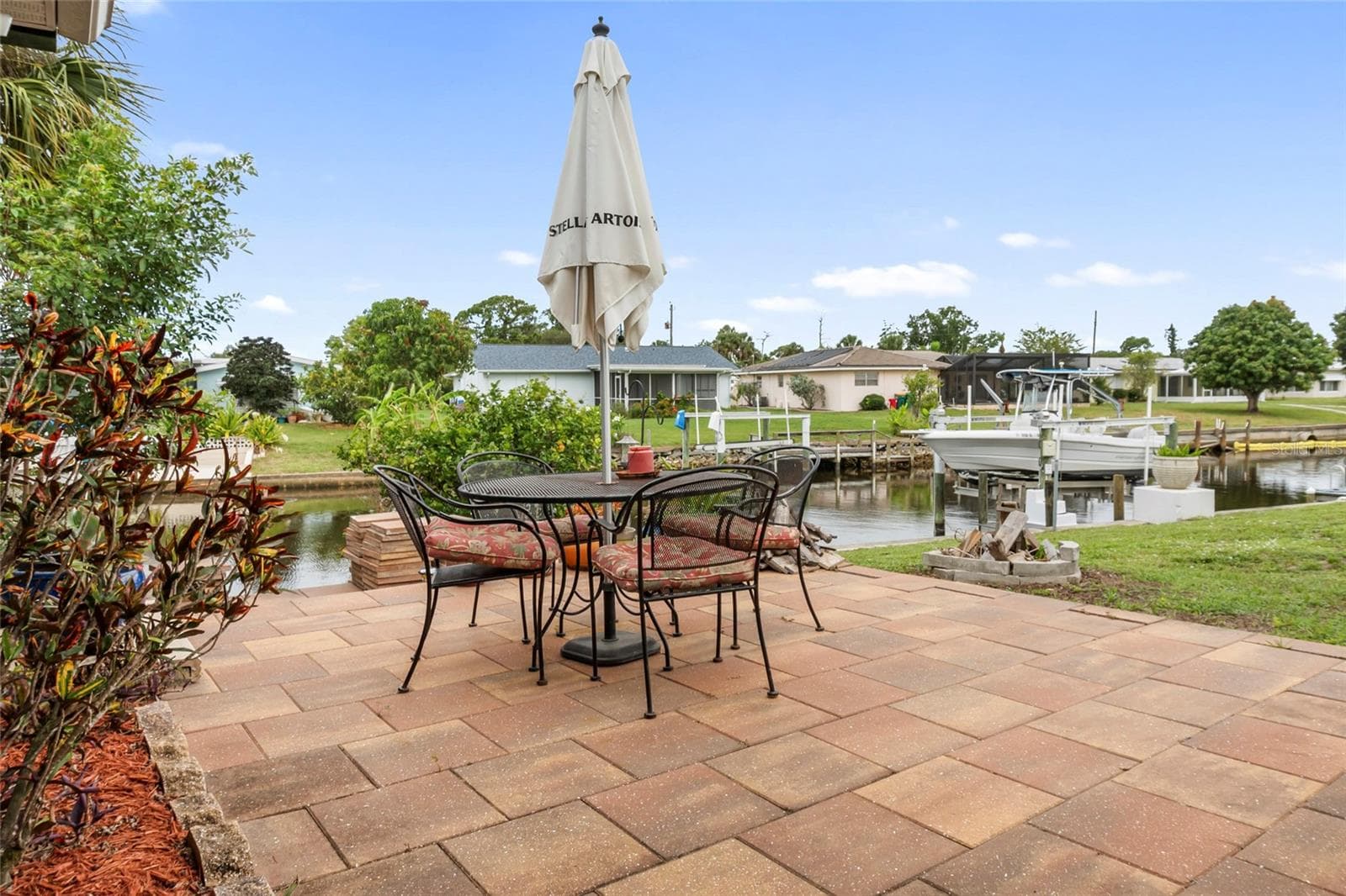 Single Family Residence at 140 BARRE DR NW, PORT CHARLOTTE, photo 23 of 33