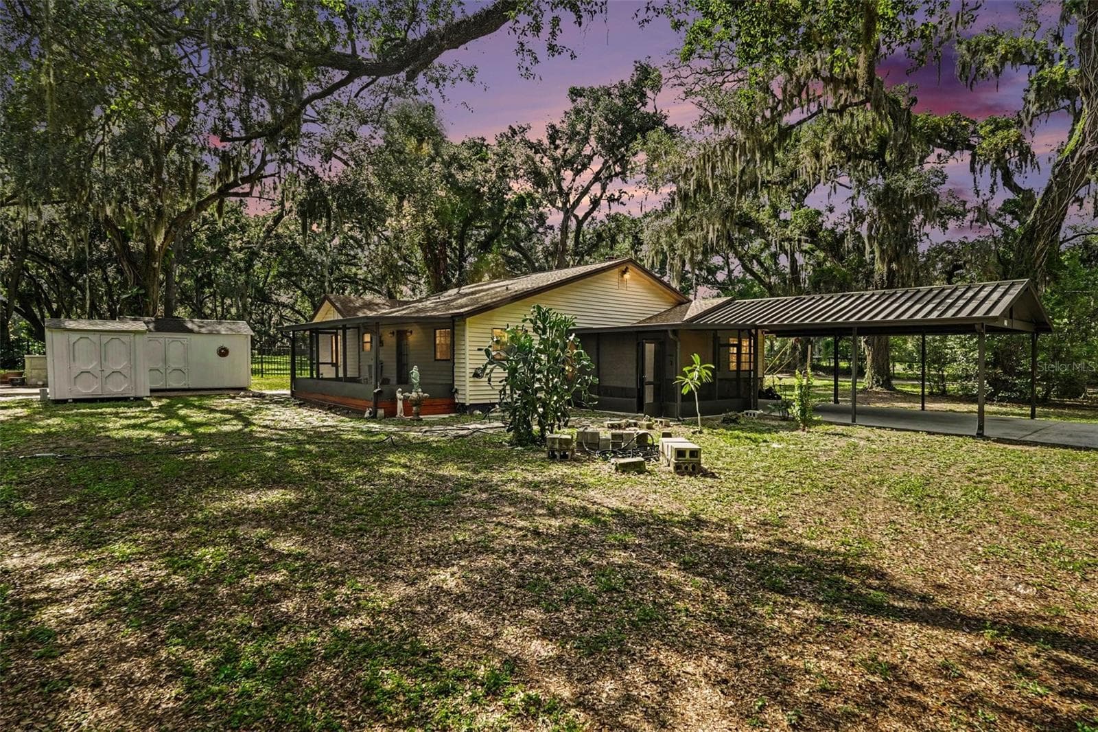 Single Family Residence at 231 DUKE SIMMS RD, BRANDON, photo 2 of 18