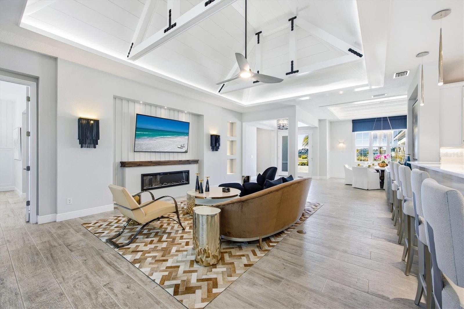 Great Room and Dining Room - 3467 COMPOUND CT, SARASOTA