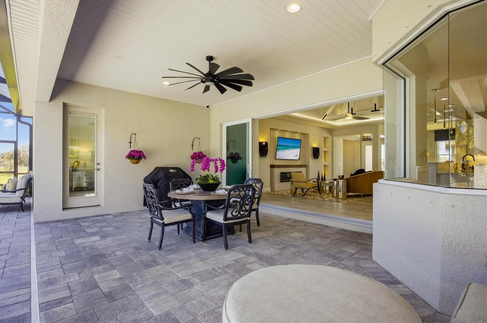 Lanai Dining Area - 3467 COMPOUND CT, SARASOTA