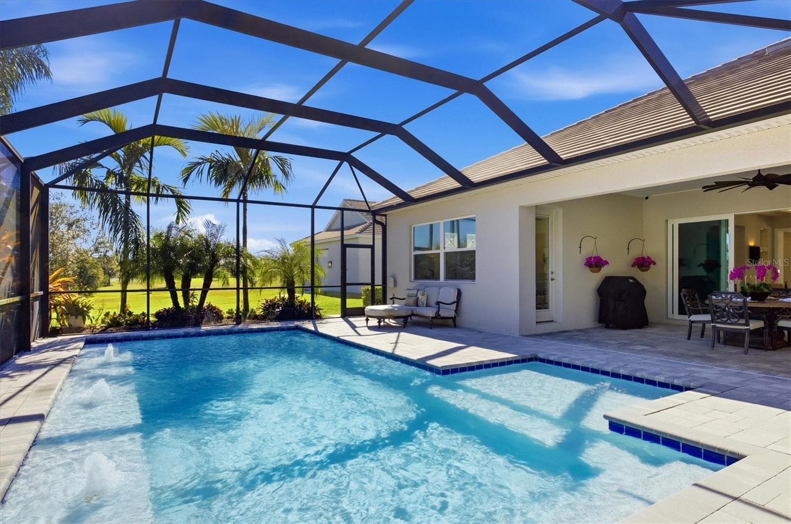 Screened Pool with Lush Landscaping - 3467 COMPOUND CT, SARASOTA
