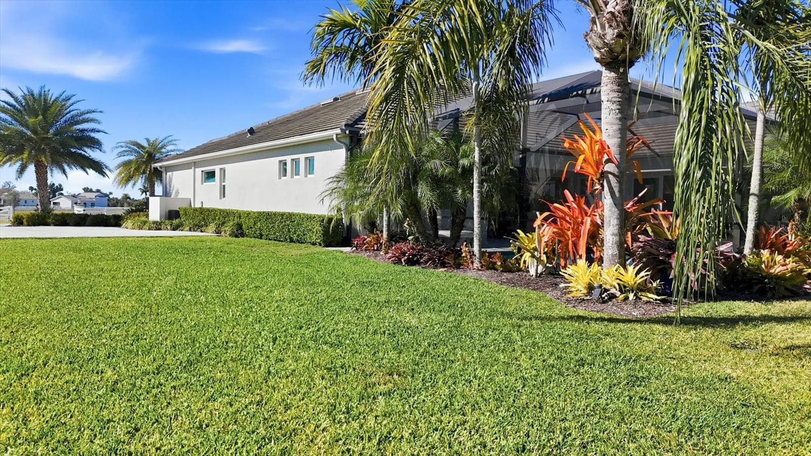 3.53 Acres with Lush Landscaping - 3467 COMPOUND CT, SARASOTA