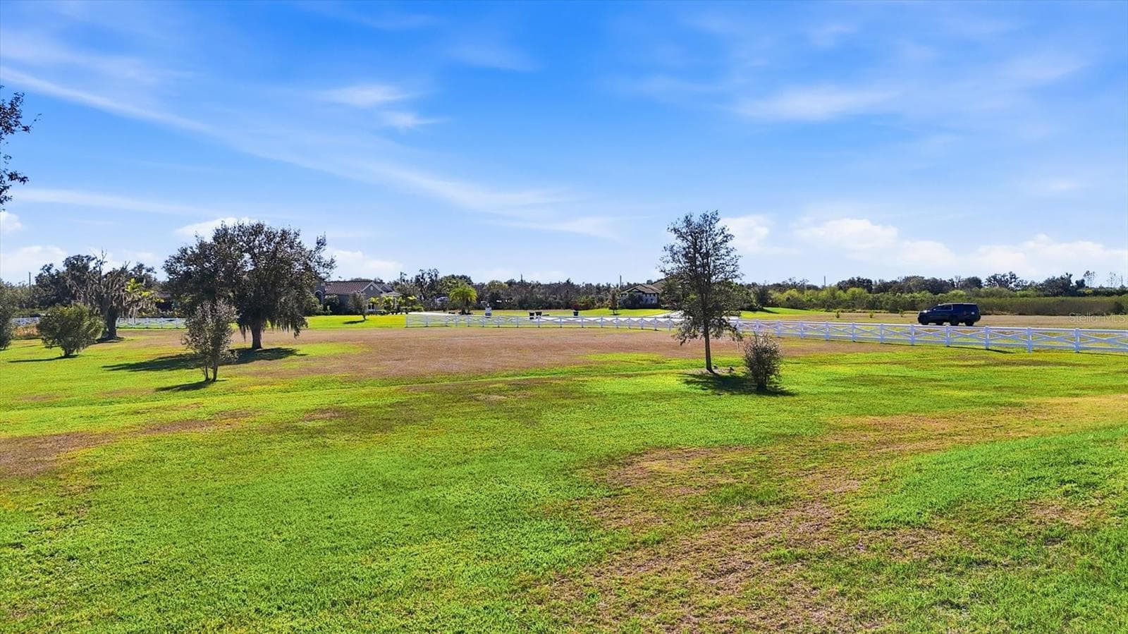 3.53 Acres with Lush Landscaping - 3467 COMPOUND CT, SARASOTA
