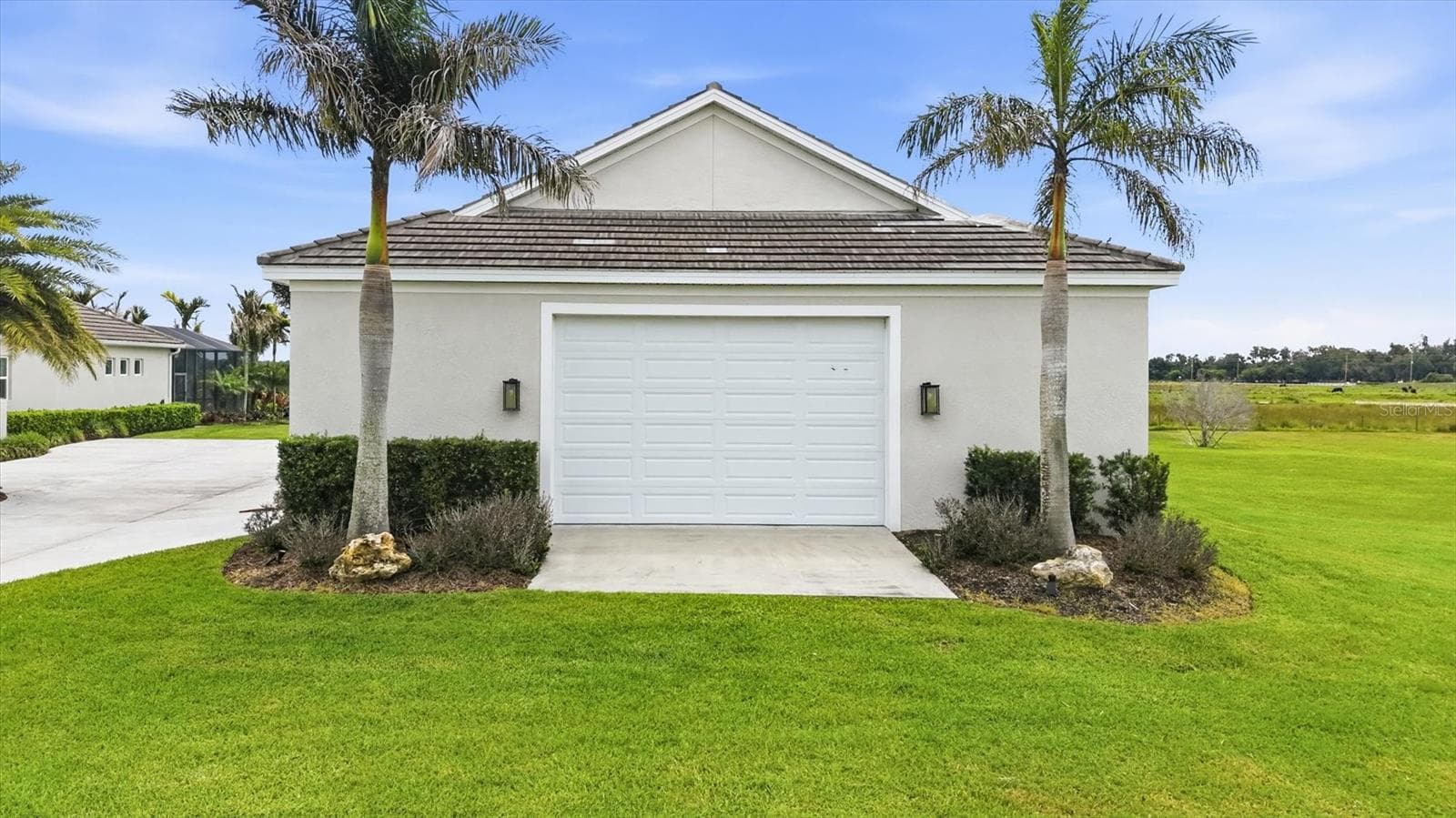 Exterior of Garage, Garage Door - 3467 COMPOUND CT, SARASOTA