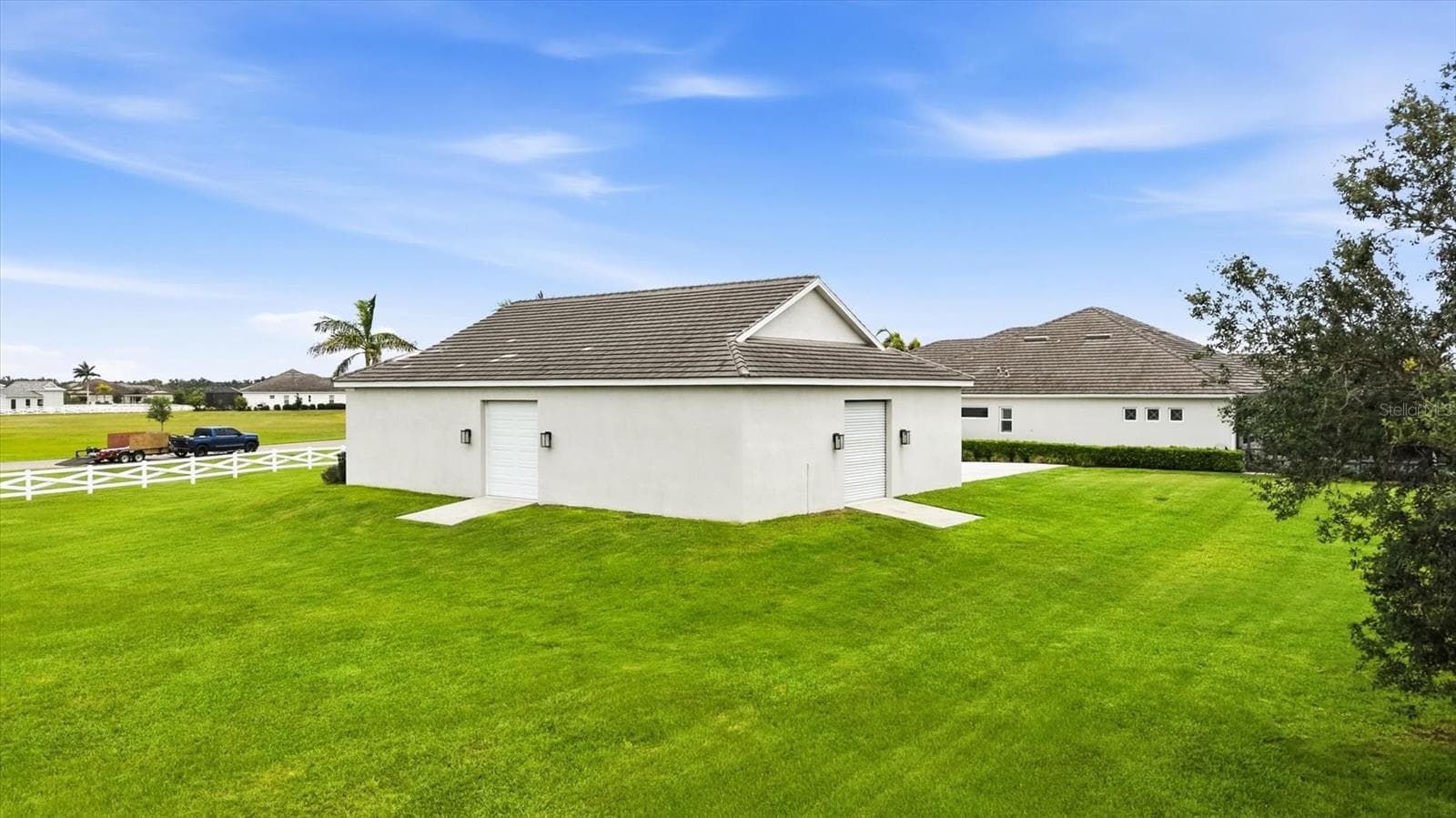 Garage - 3467 COMPOUND CT, SARASOTA