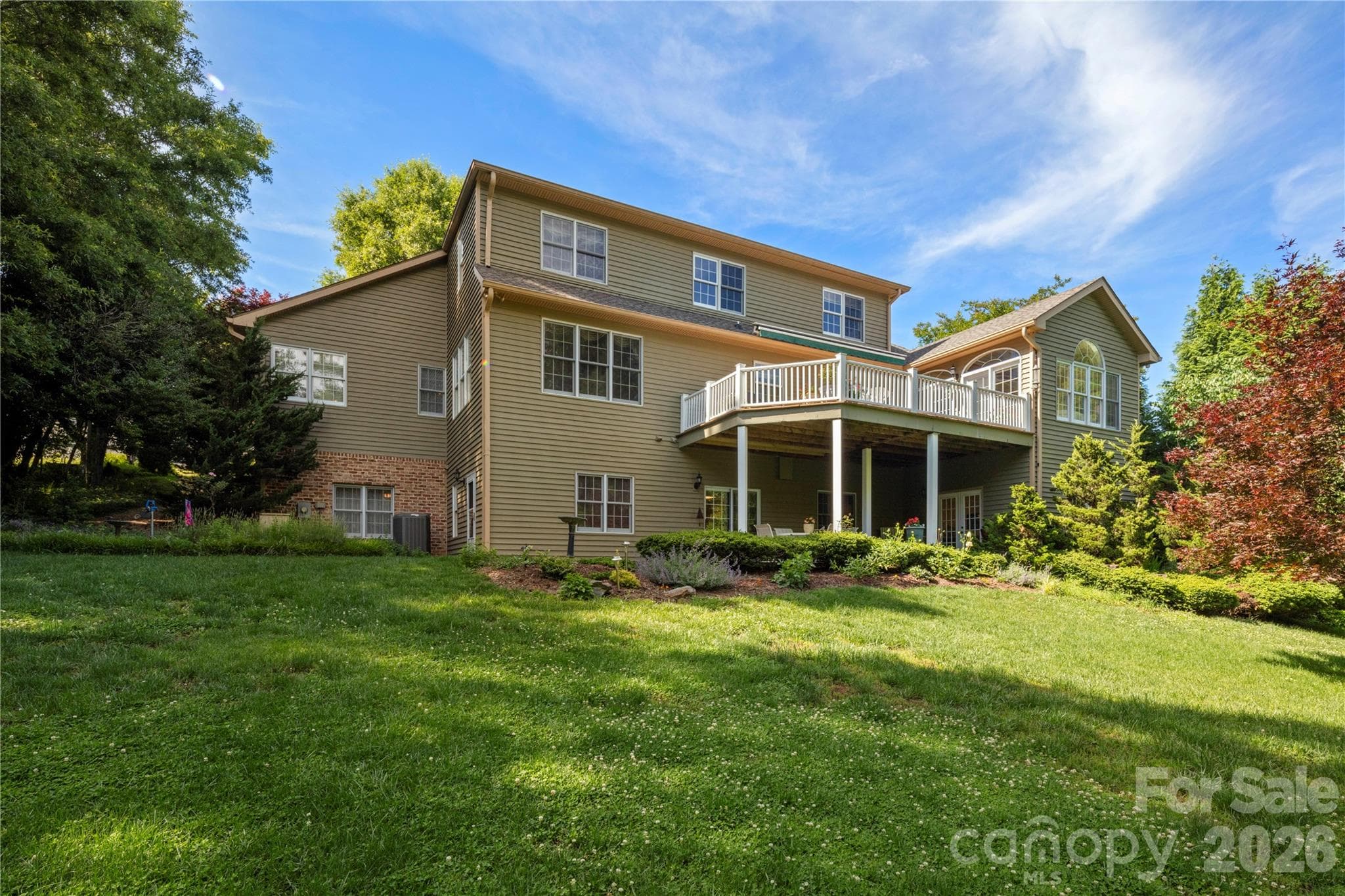 Single Family Residence at Hendersonville, photo 42 of 43