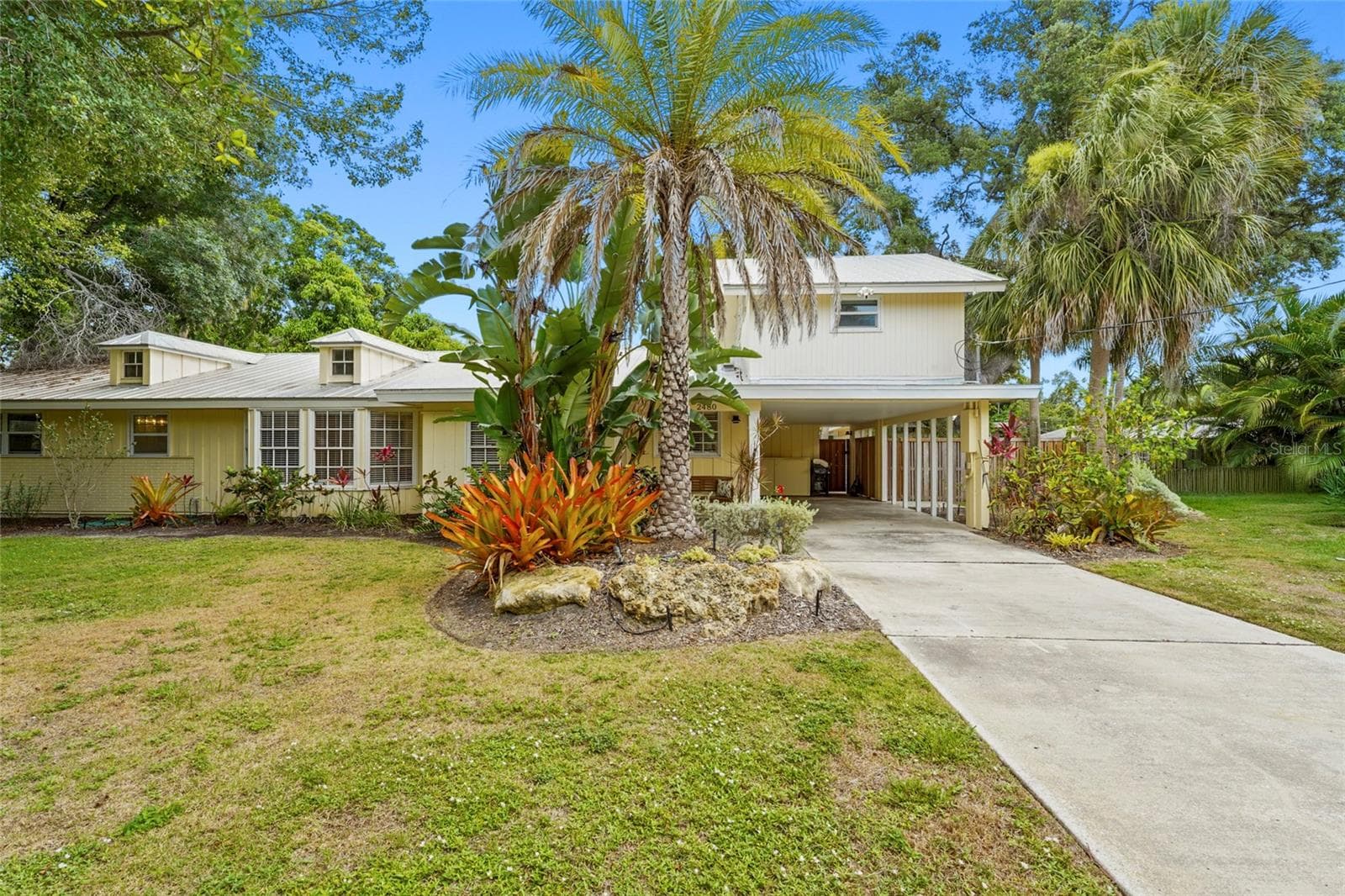 Single Family Residence at 2480 ALAMEDA AVE, SARASOTA, photo 2 of 68