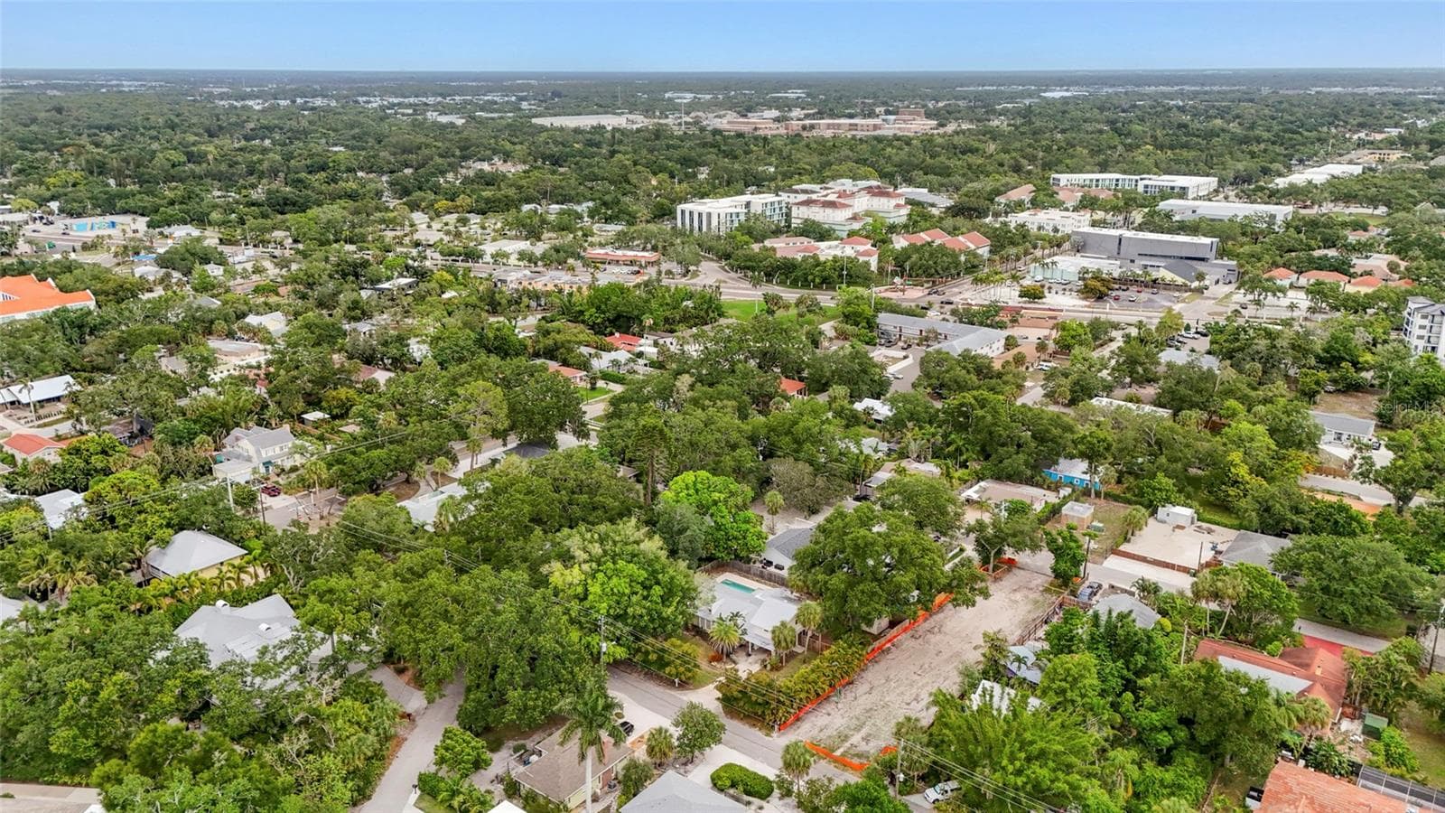 Single Family Residence at 2480 ALAMEDA AVE, SARASOTA, photo 59 of 68