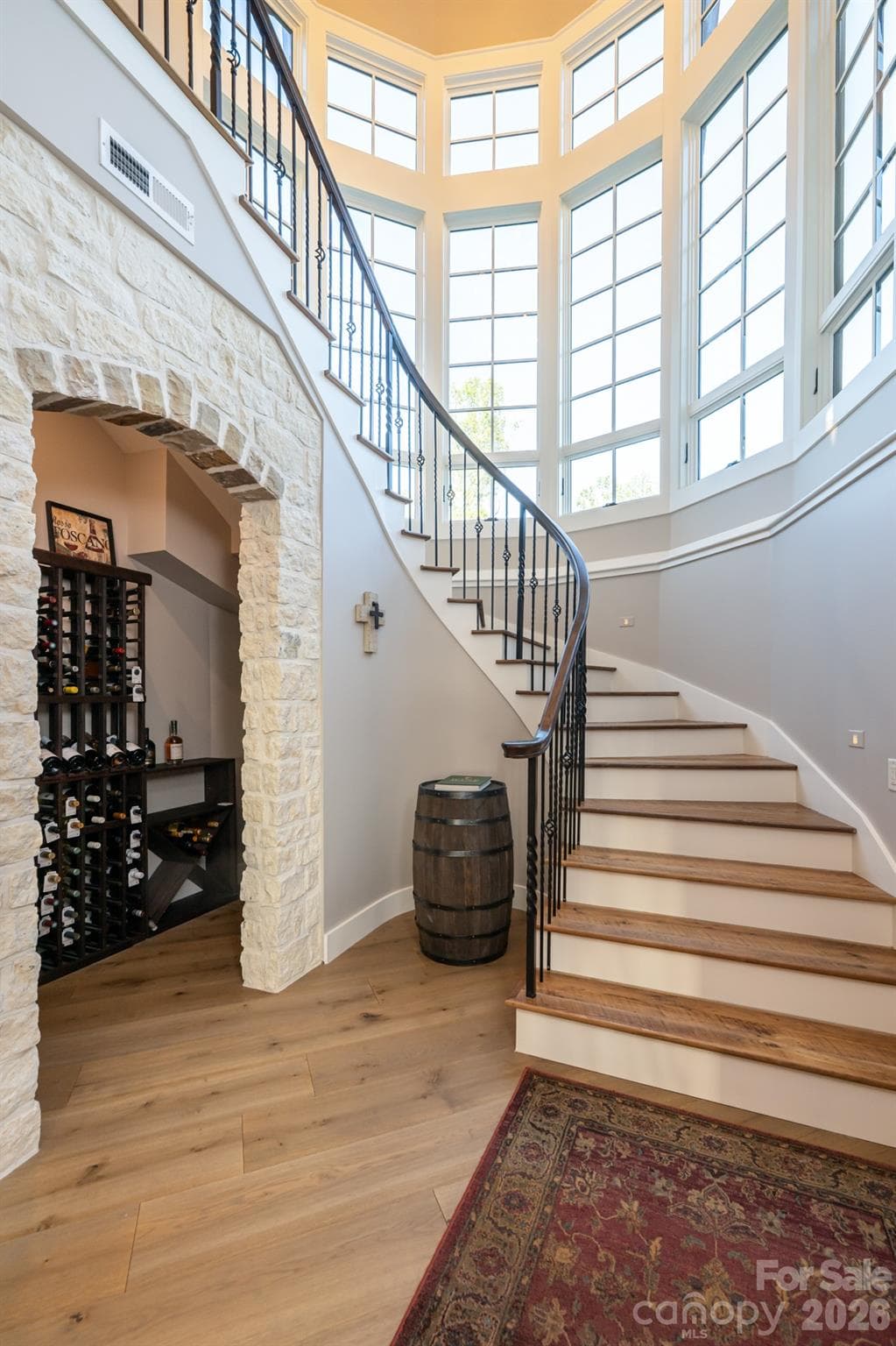 Single Family Residence at Hendersonville, photo 7 of 49