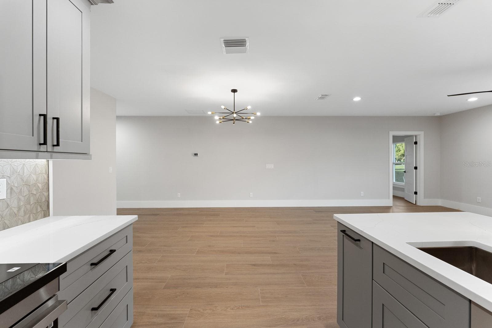 Single Family Residence at 455 RIVERVIEW AVE, SANFORD, photo 16 of 55