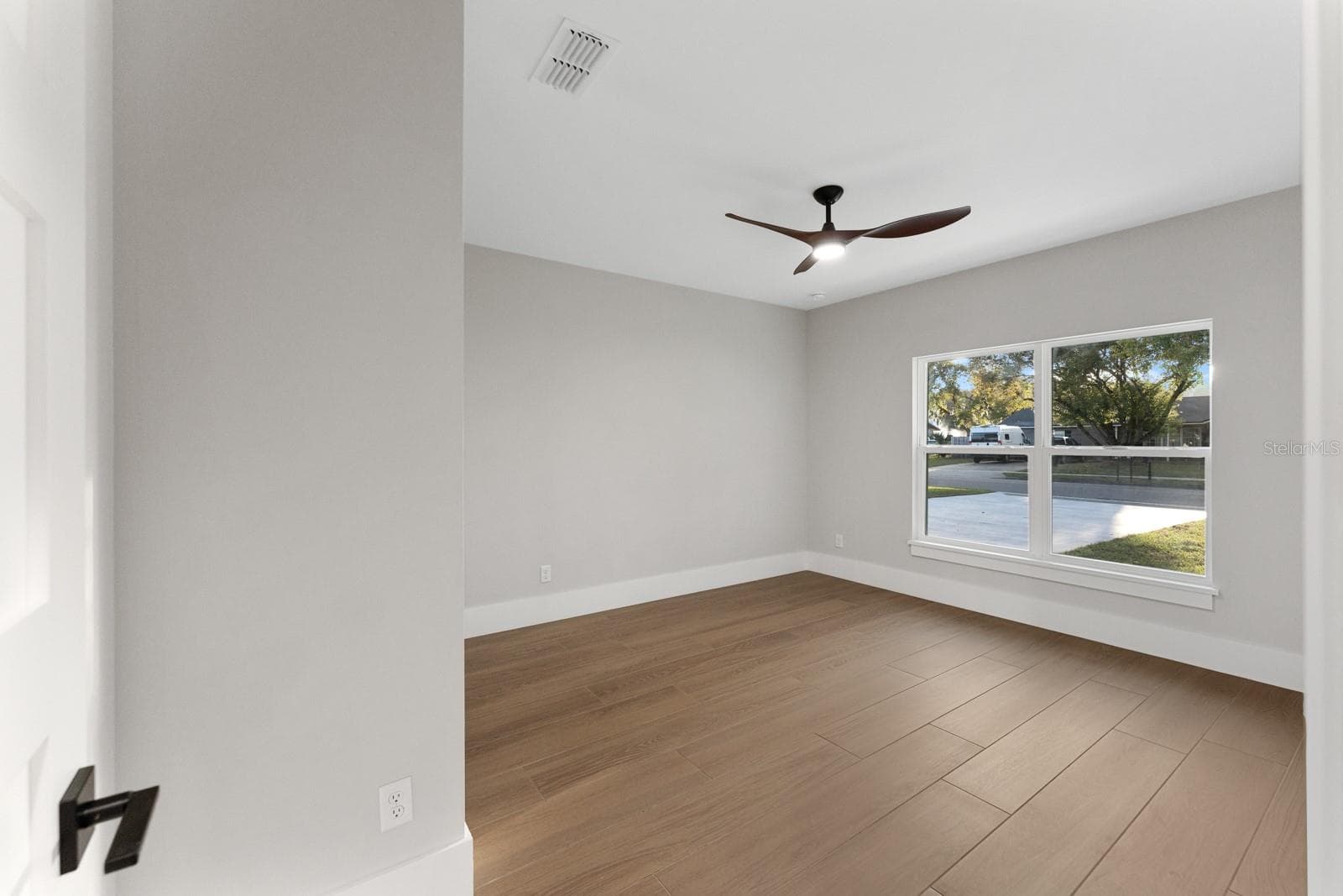 Single Family Residence at 455 RIVERVIEW AVE, SANFORD, photo 34 of 55