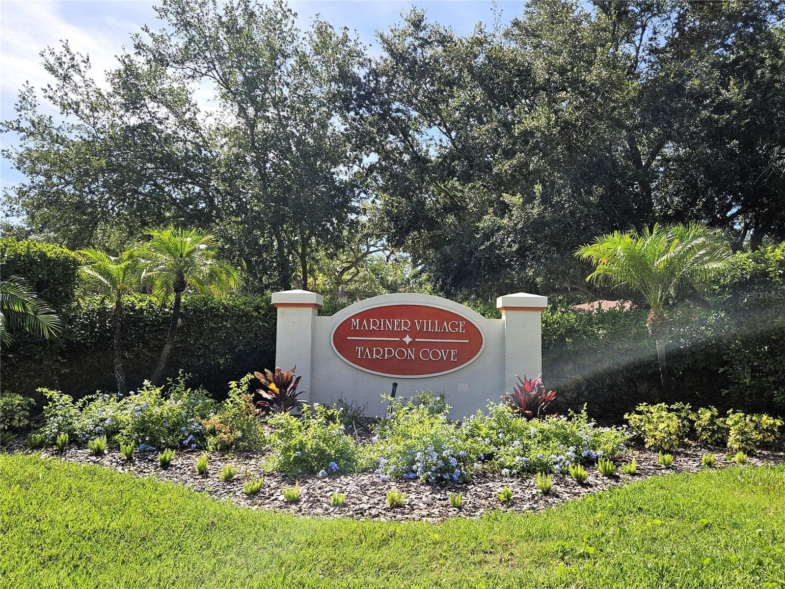 1800 MARINER DR #9