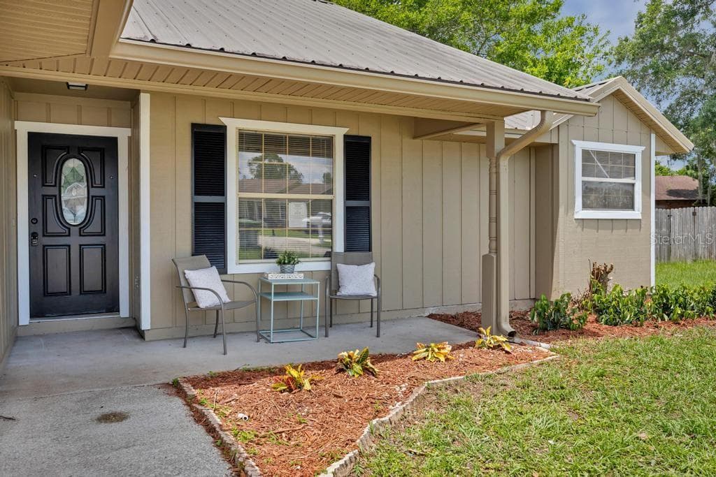 Single Family Residence at 6109 W 1ST MNR, PALATKA, photo 2 of 31