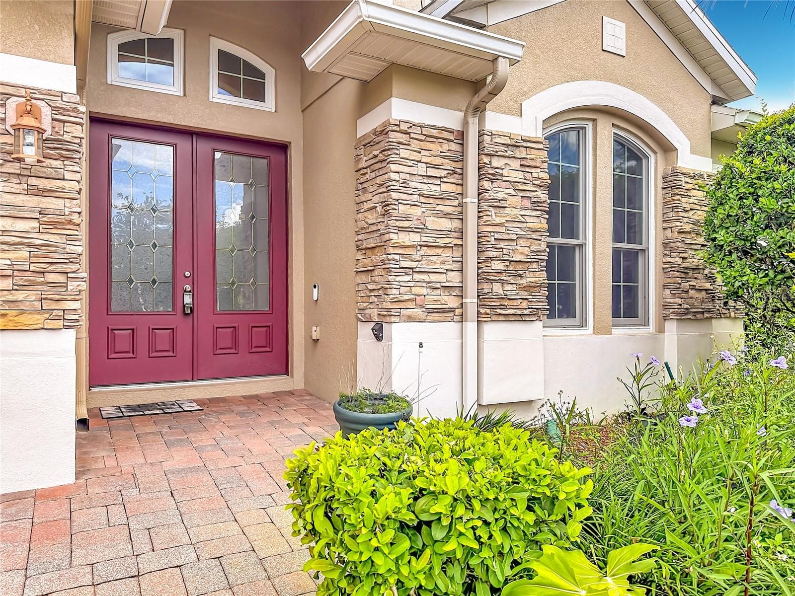 Single Family Residence at 2432 EMERALD ROSE WAY, APOPKA, photo 2 of 68