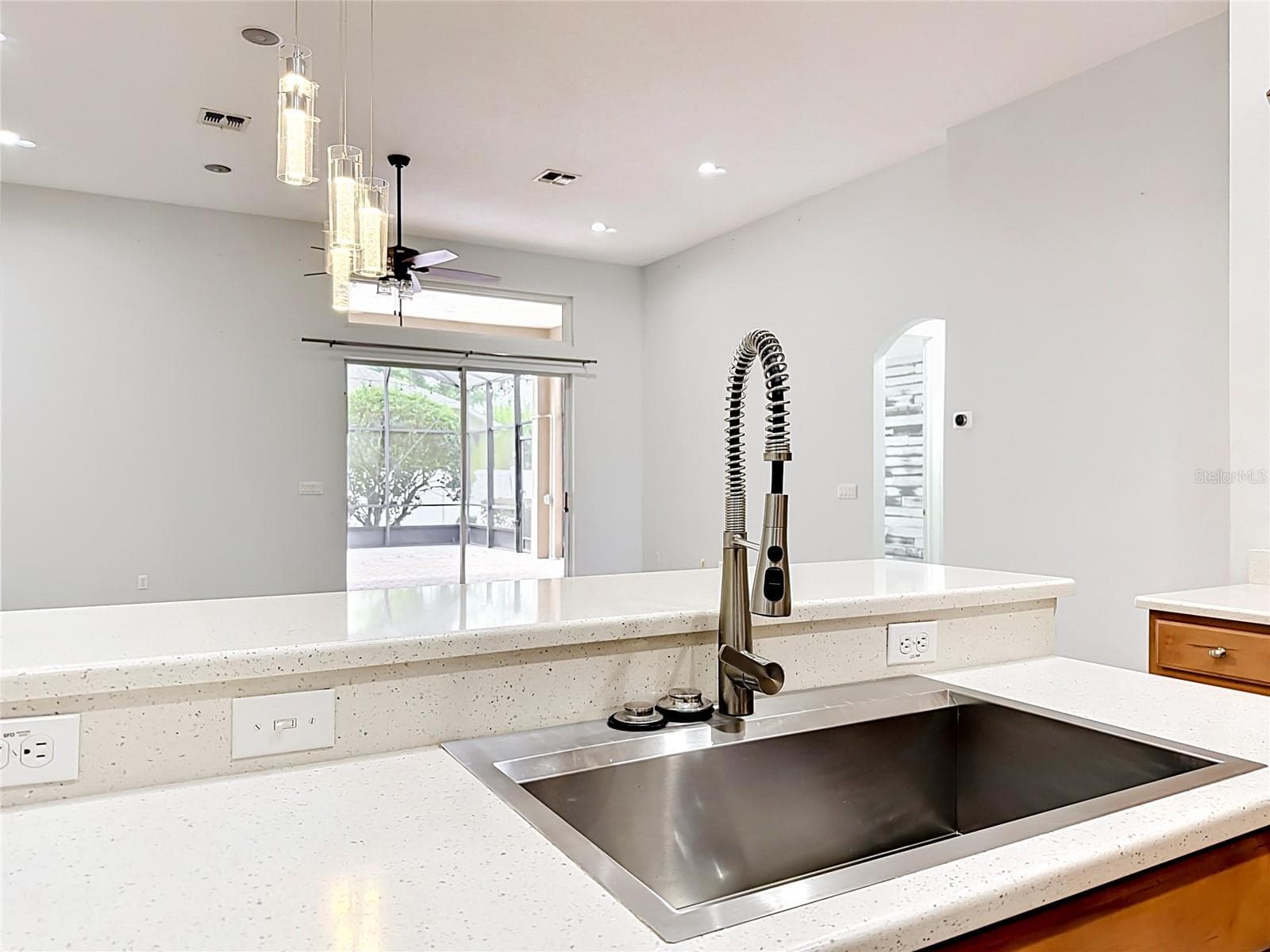 Single Family Residence at 2432 EMERALD ROSE WAY, APOPKA, photo 19 of 68