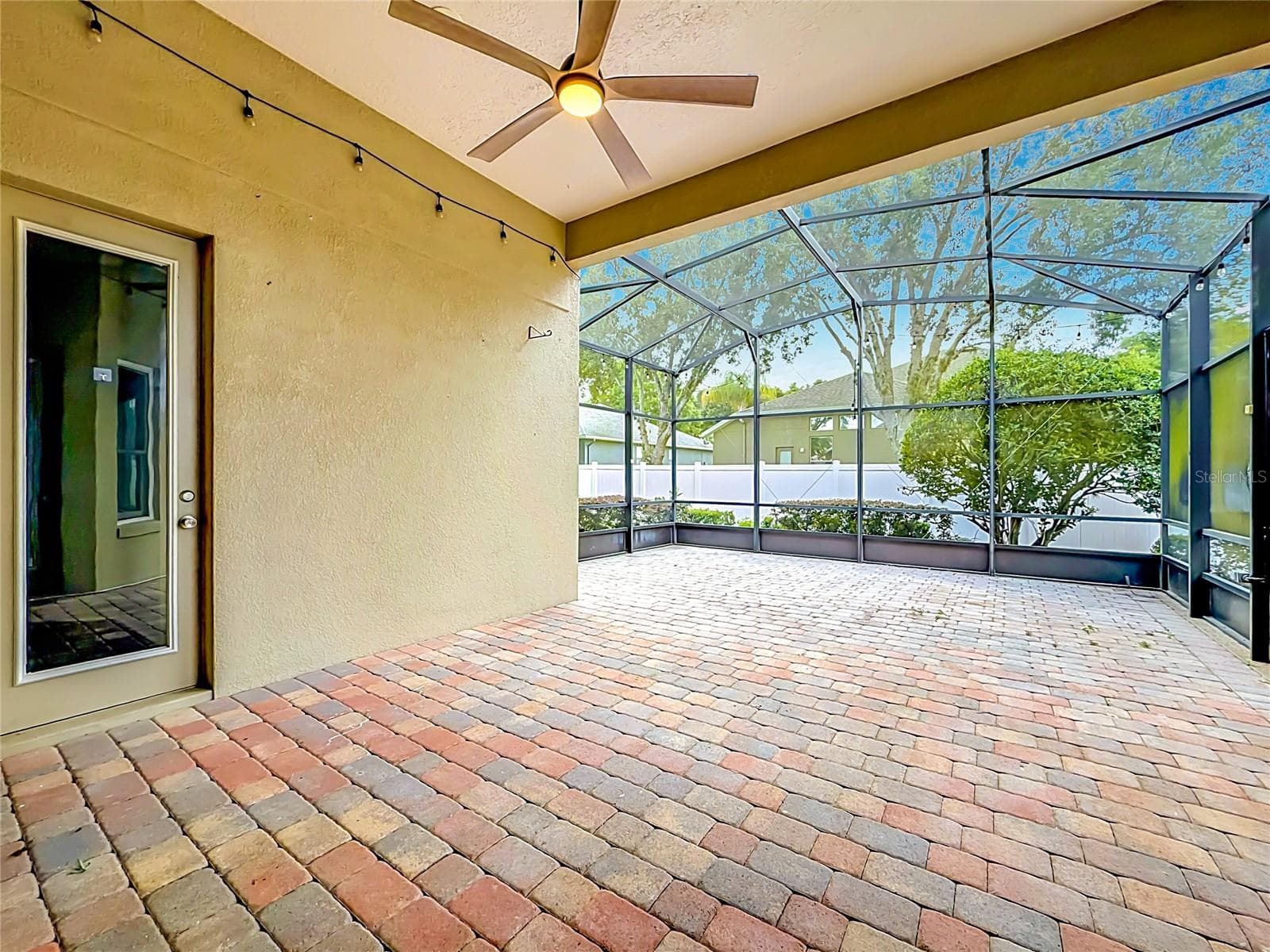 Single Family Residence at 2432 EMERALD ROSE WAY, APOPKA, photo 3 of 68