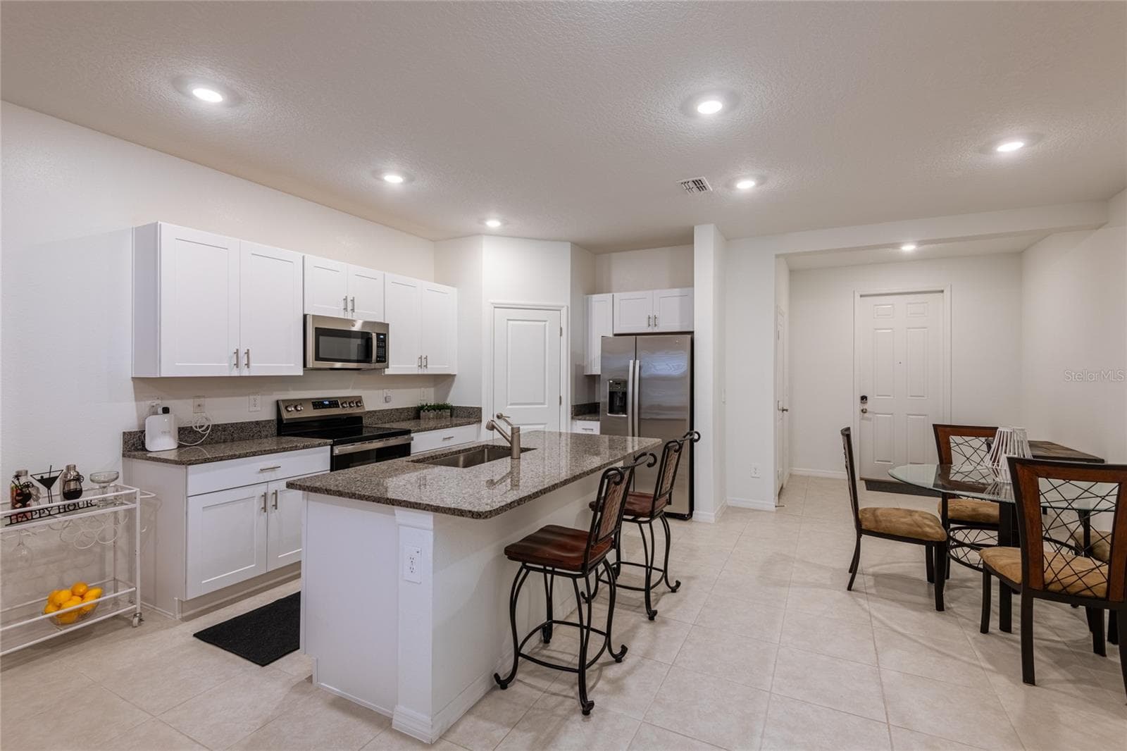 Townhouse at 10807 E FORT WHITE CT, TAMPA, photo 10 of 30