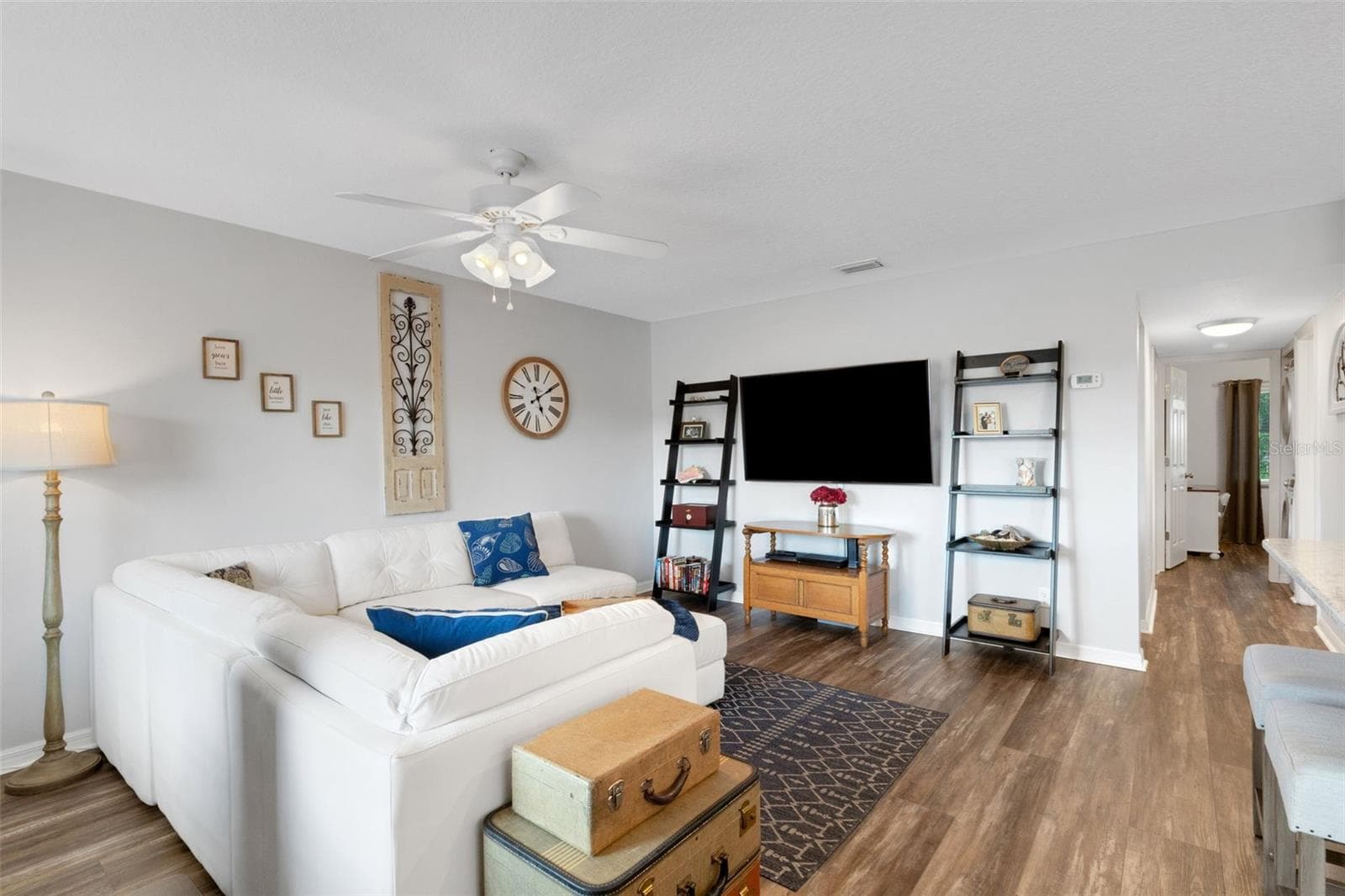Living Room - 8039 GARDEN DR #109, SEMINOLE
