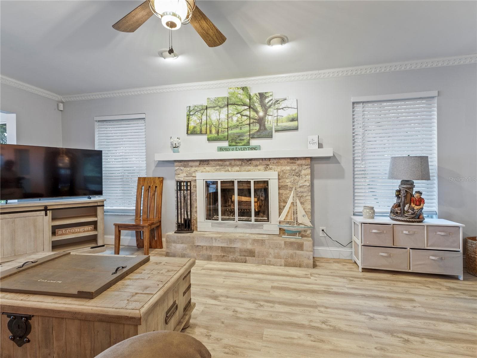 Single Family Residence at 1502 LAKE JOSEPHINE DR, SEBRING, photo 31 of 48