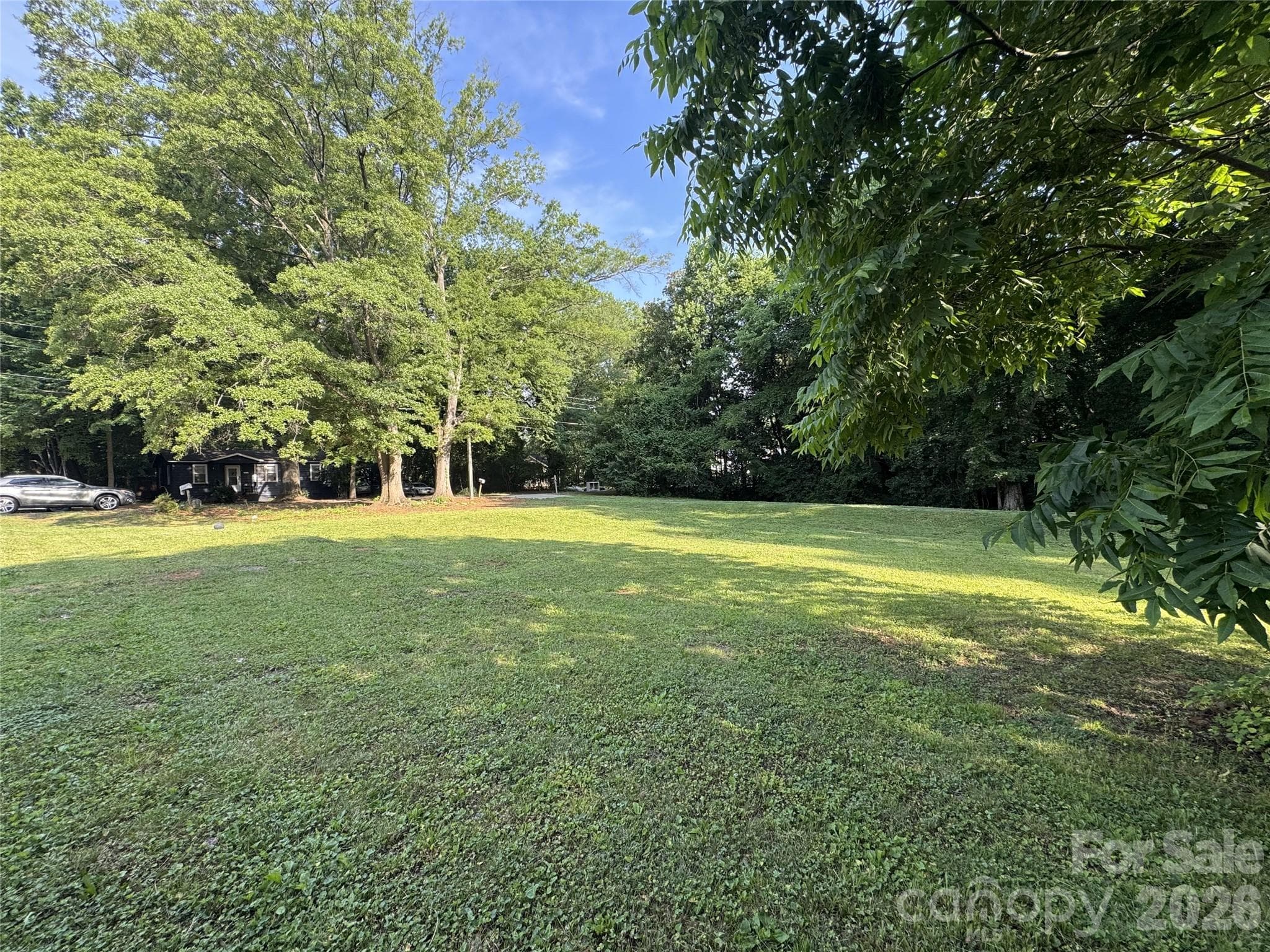 Lot at 3035 Ross Avenue, Charlotte, photo 2 of 5