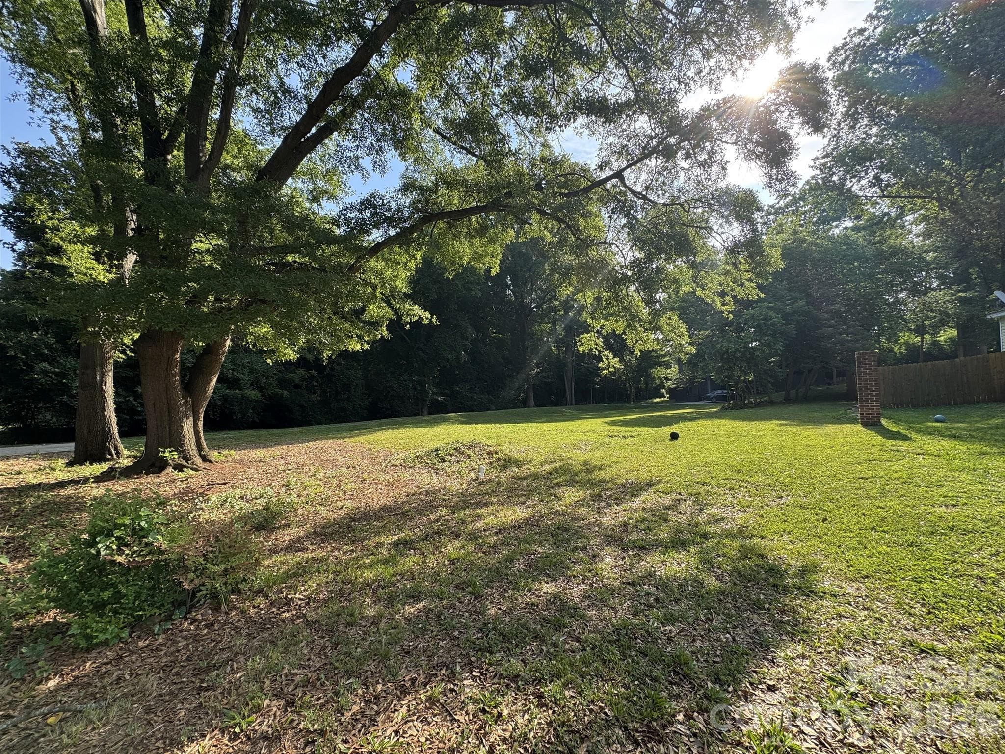 Lot at 3035 Ross Avenue, Charlotte, photo 4 of 5
