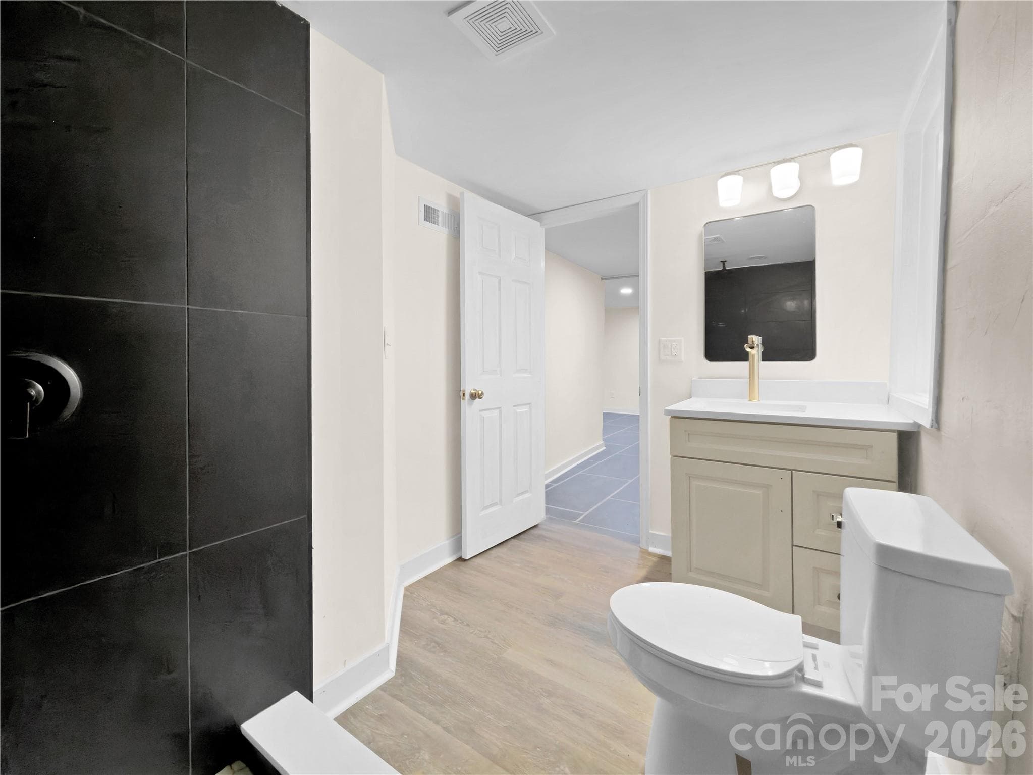 Single Family Residence at 218 Palmer Street NW, Lenoir, photo 20 of 23