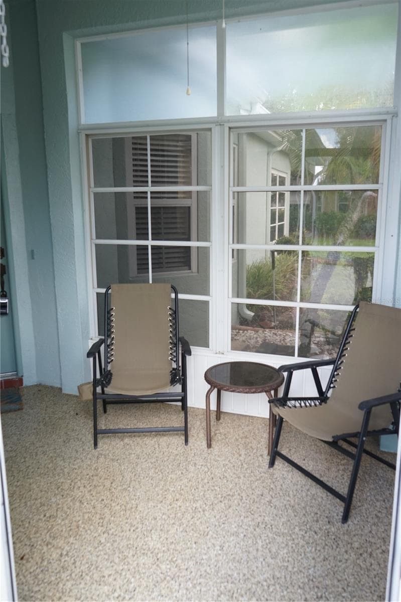 screened entry - 652 MC DANIEL ST, SUN CITY CENTER