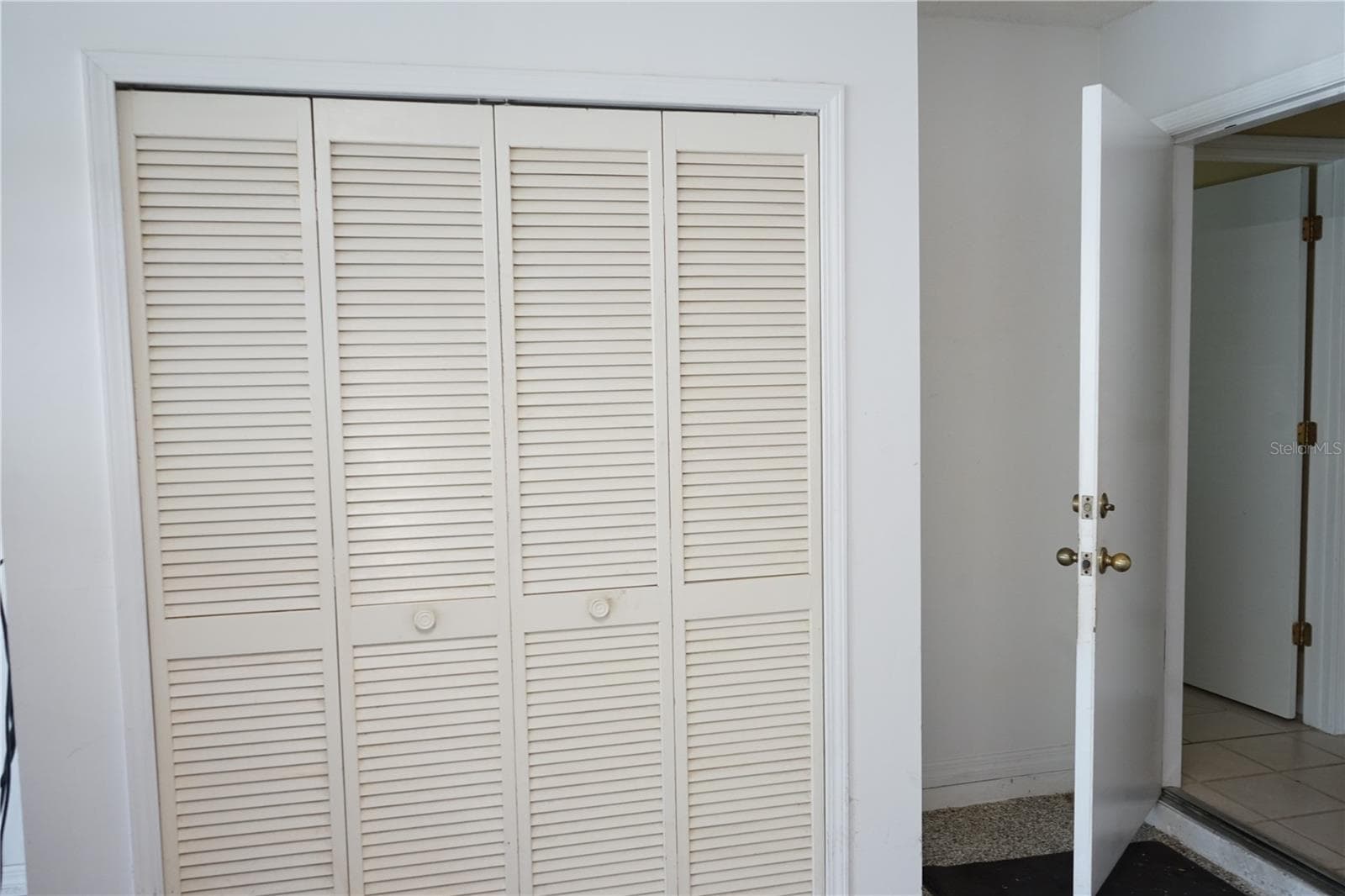 garage storage - 652 MC DANIEL ST, SUN CITY CENTER